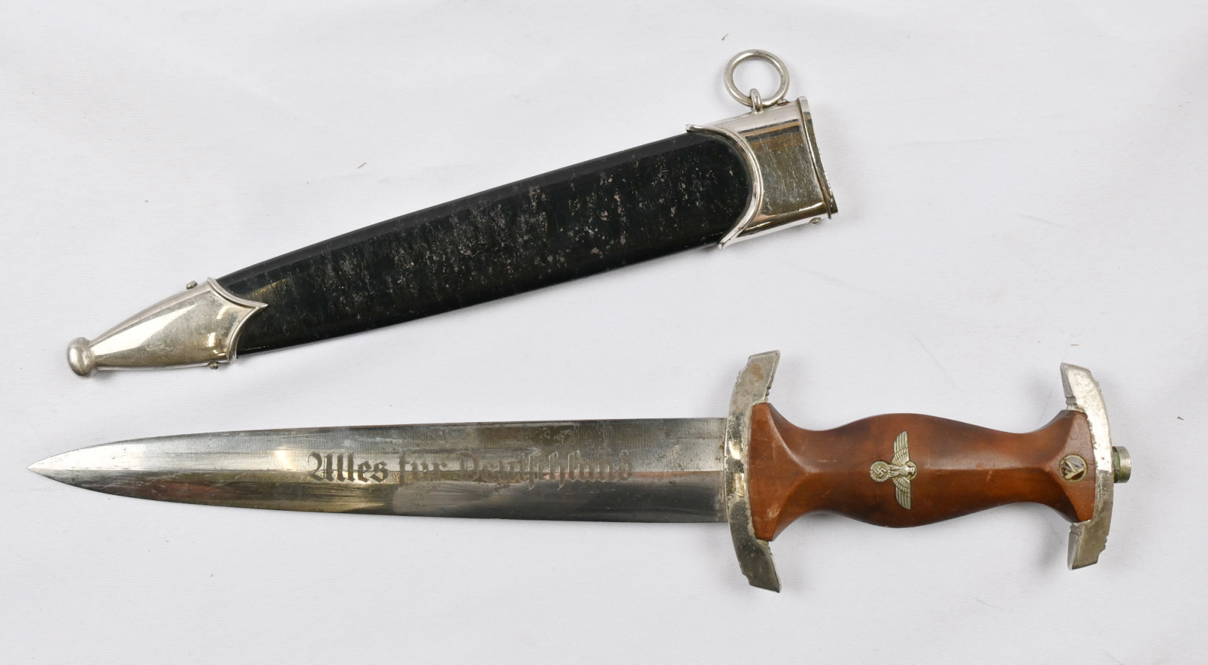 German NSKK dagger (Nationalsozialistisches Kraftfahrkorps), on the