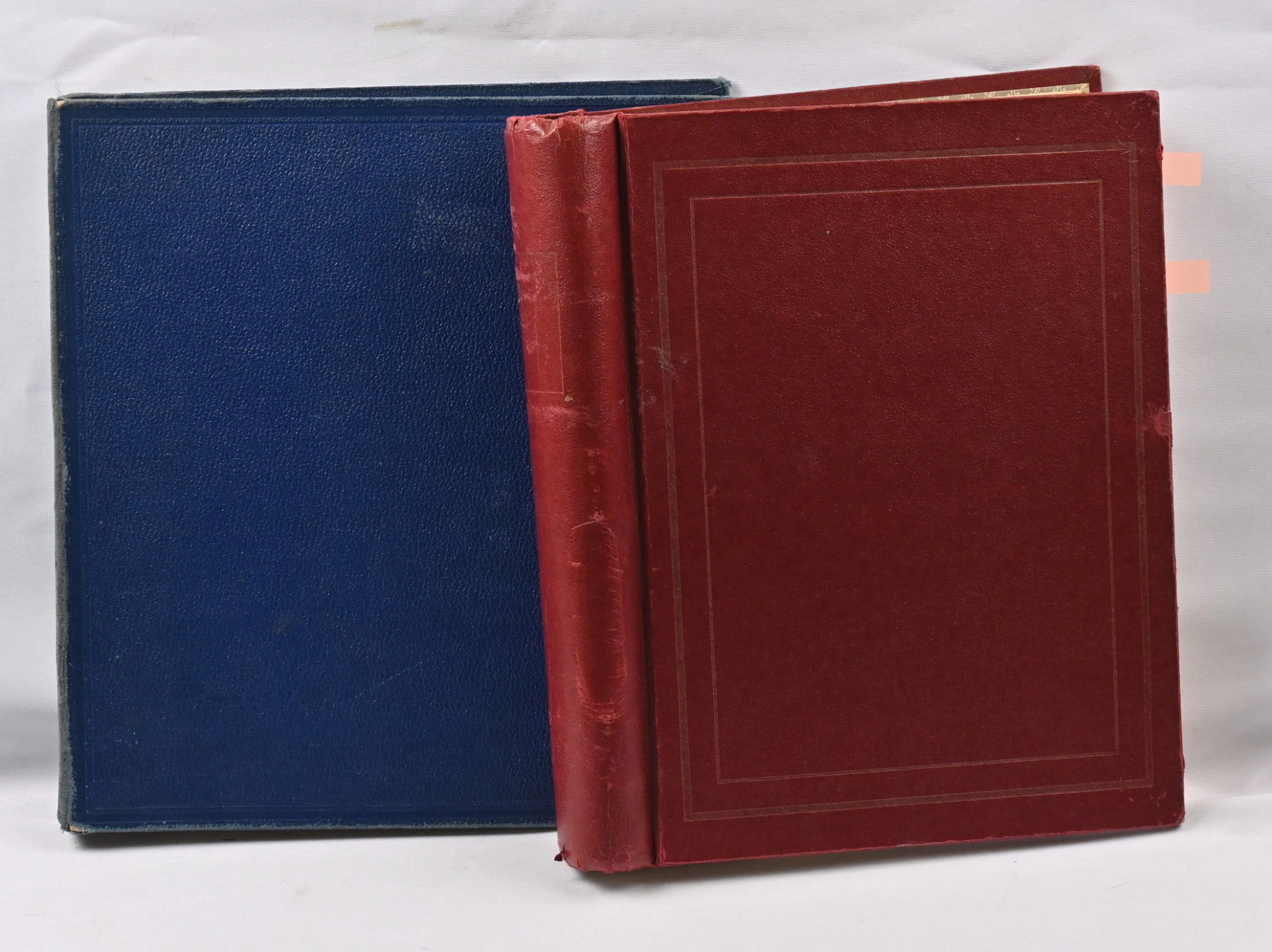 1882 - 2000 interesting used collection in two albums. Including full