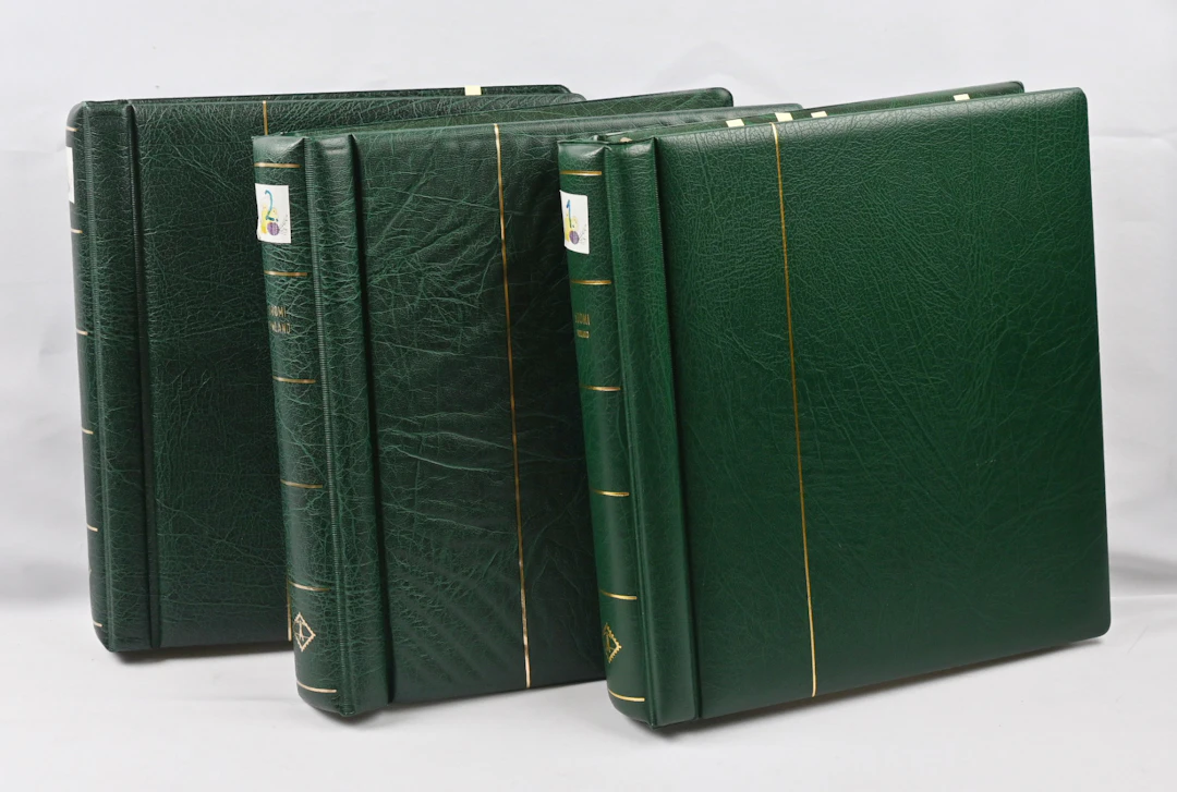 1889 - 2016 collection of mint material in three Leuchtturm albums.