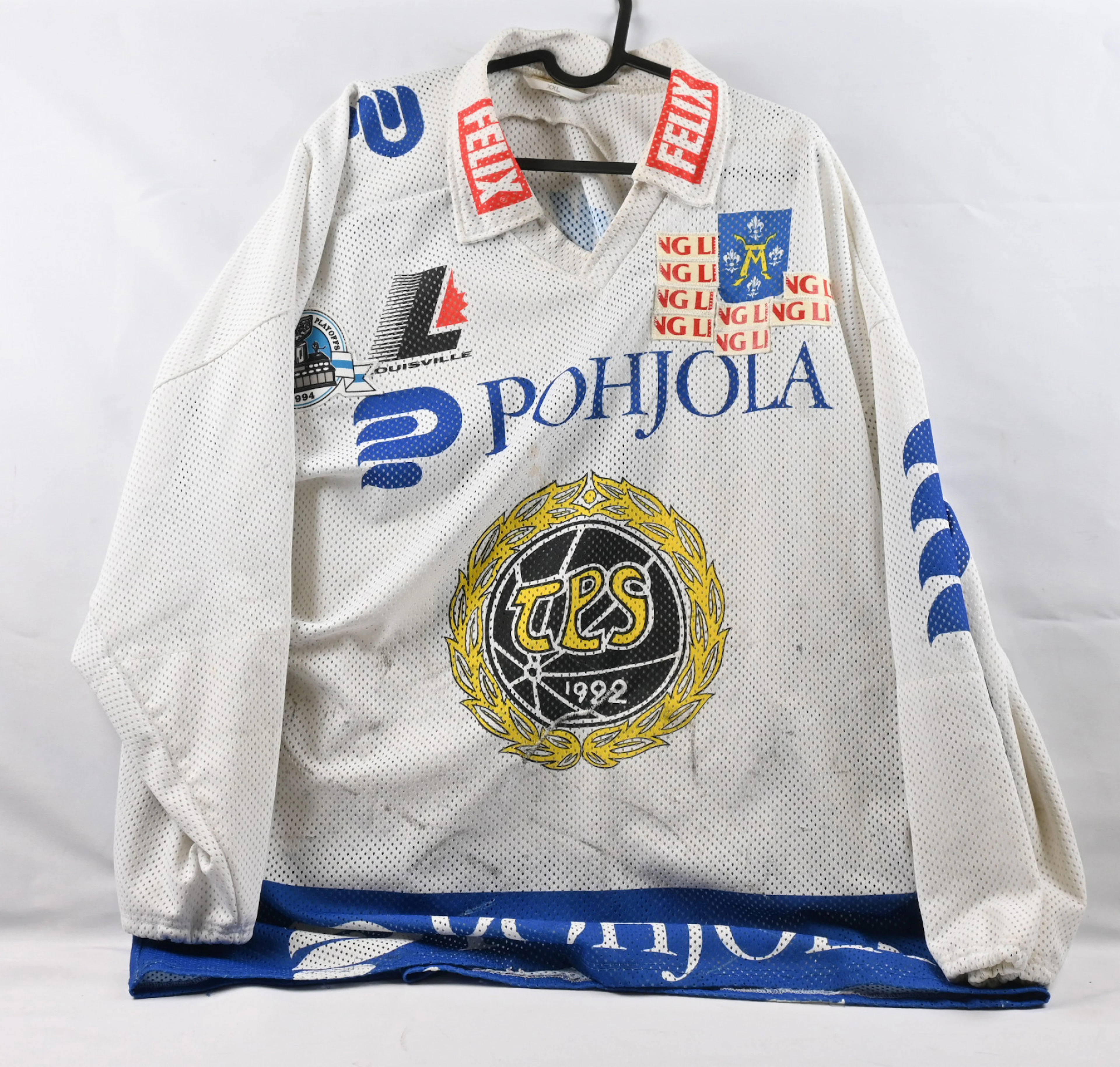 Esa Keskinen TPS jersey, used. Repair in the middle and additional