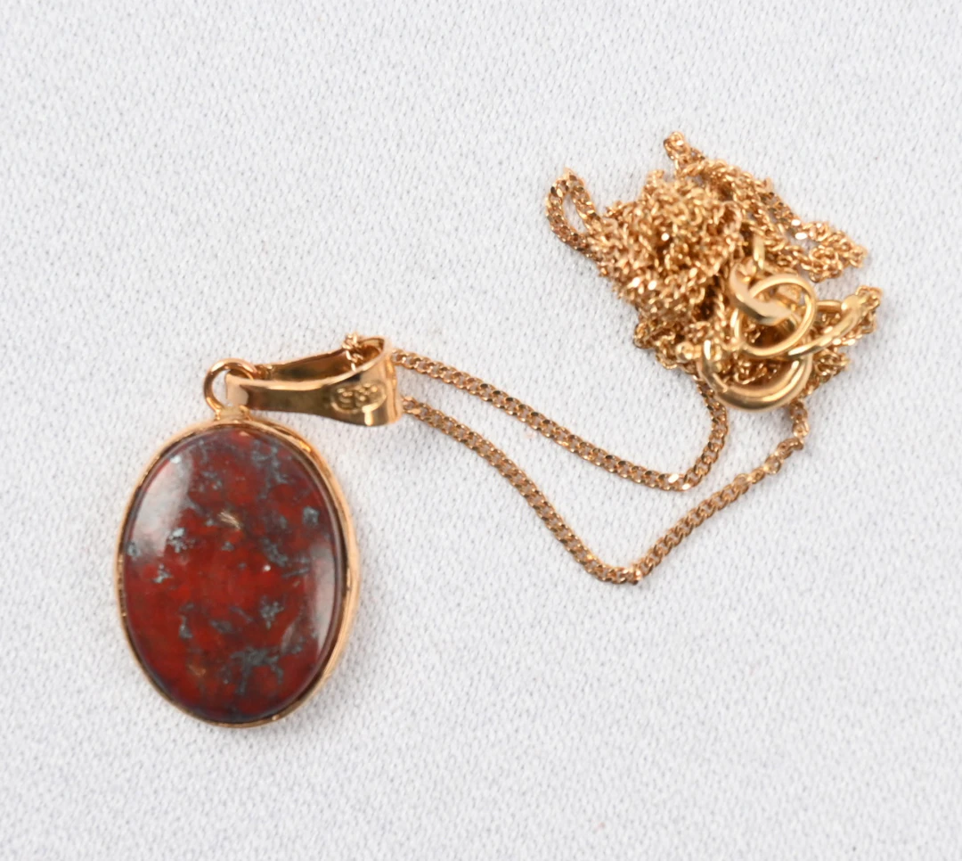 Gemstone pendant in gold (585), name mark: EAS. Gross weight ca. 2 g