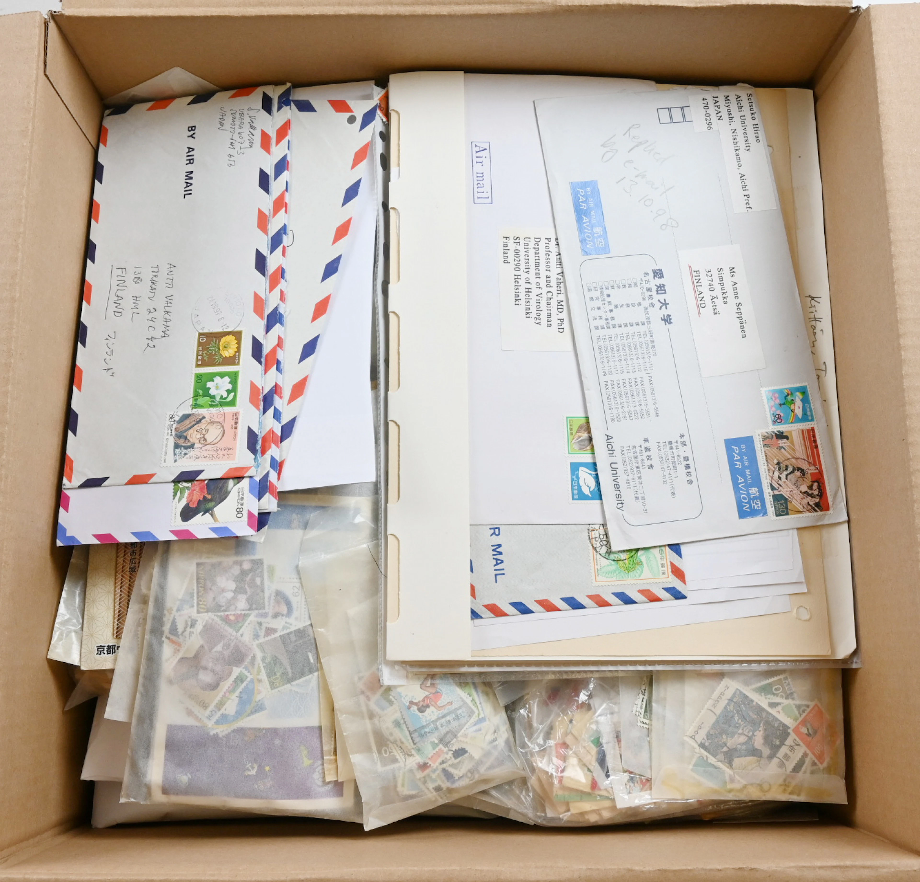 Fine discovery lot of old and new in over 5½ KG box. Stamps and postal items.