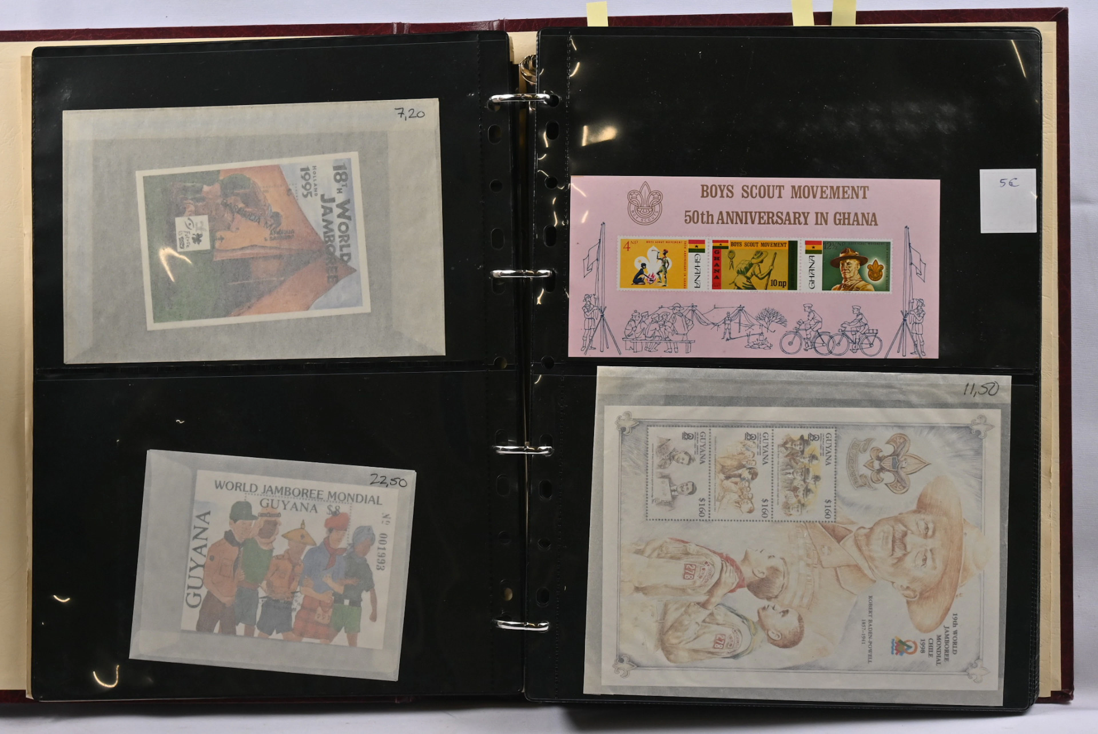 Scouting, dealers old sales album. Mostly MNH ** miniature sheets