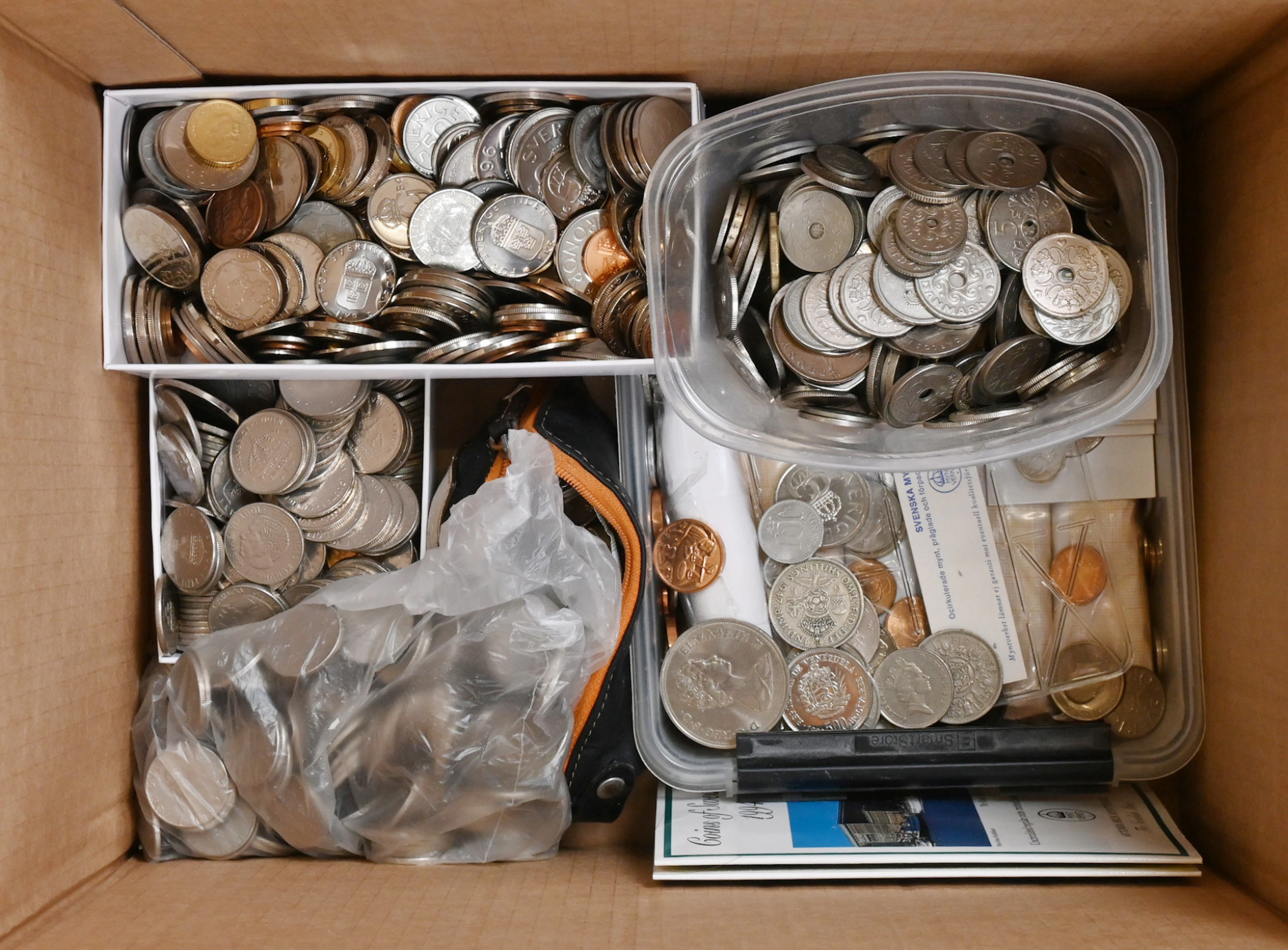 Sweden and other coins, over 10 KG