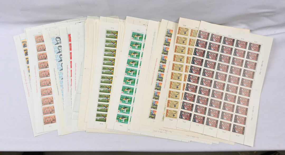 From 1950s to early 1990s selection of complete sheets, ca. 150 pieces!