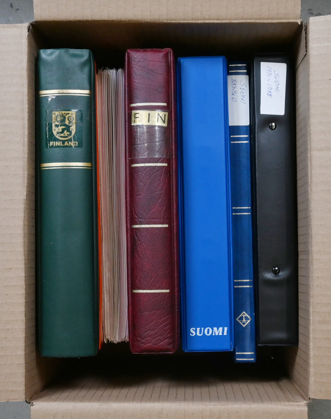 In five albums selection of remainder collections/basic collections