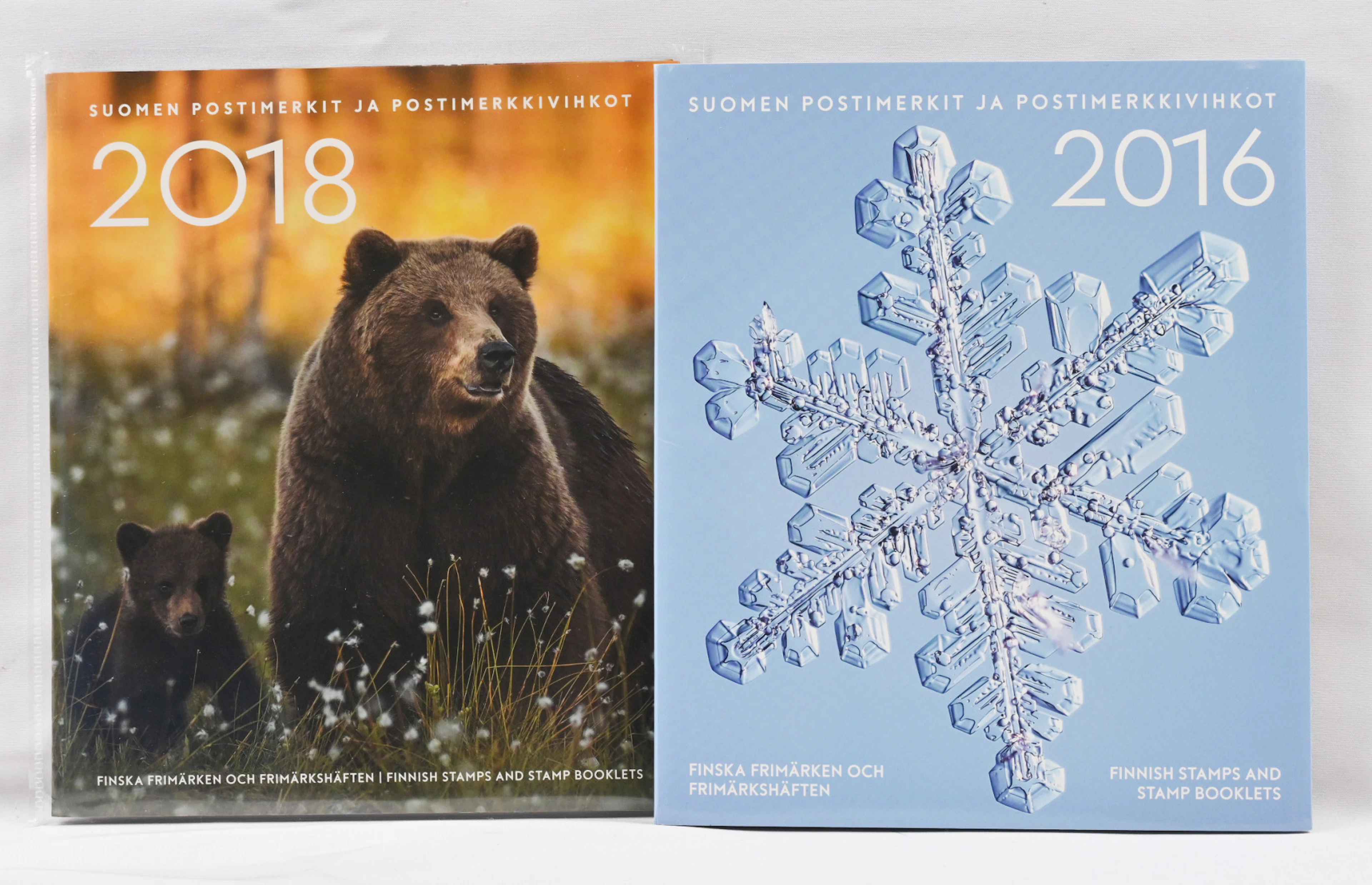 2016 and 2018 year sets + other assortments including eg. Tove Jansson.