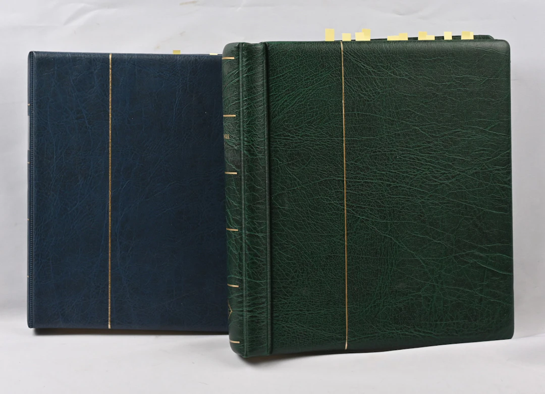 1851 - 1977 collection in Leuchtturm album with mounts, plenty of