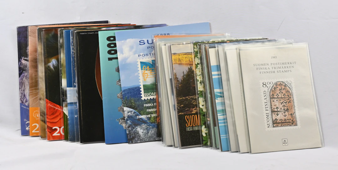 1983 - 2007 selection of year sets, 26 pieces, face value almost 800€.