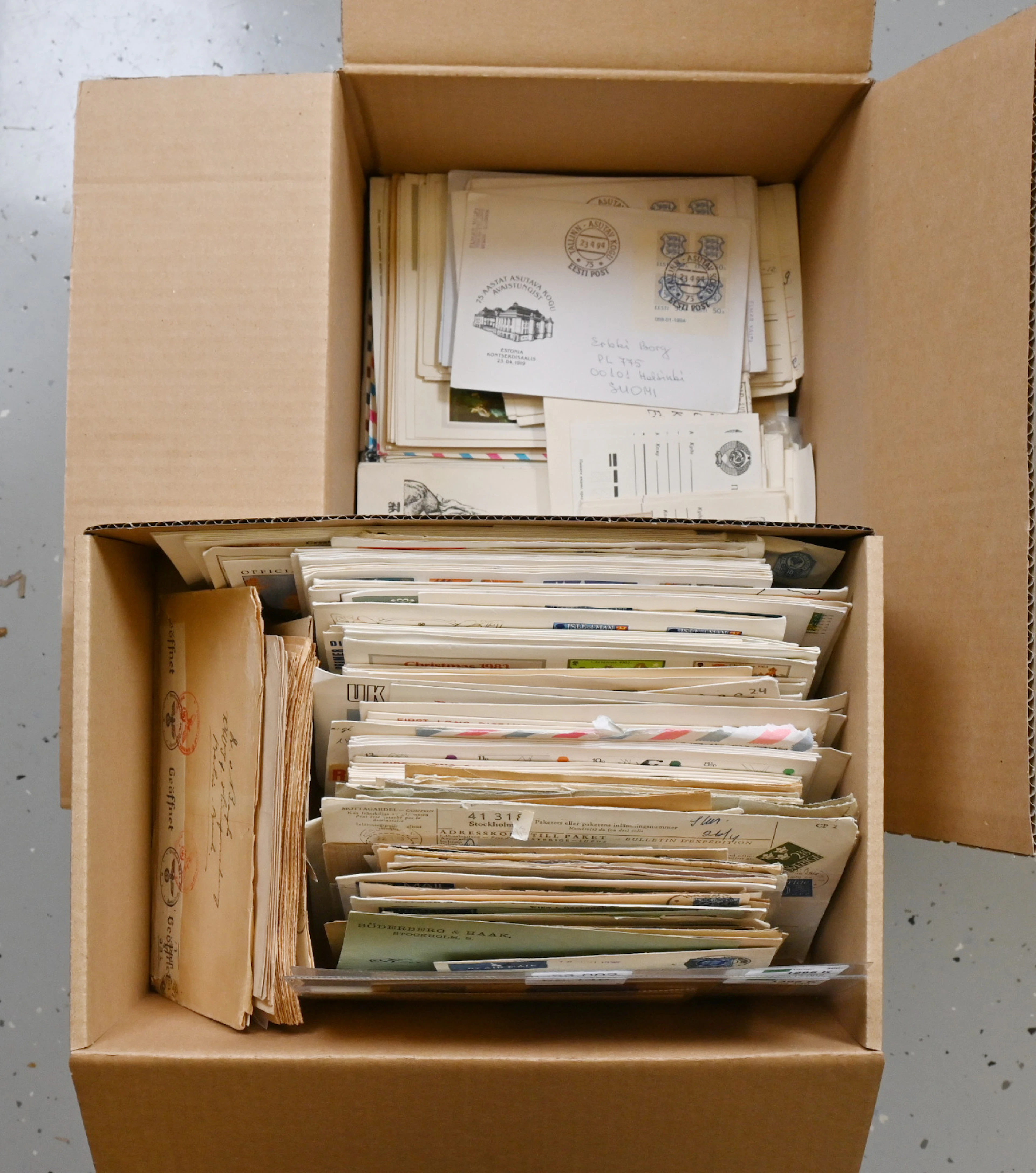Foreign postal items approximately 7 KG box. Relatively new FDC and