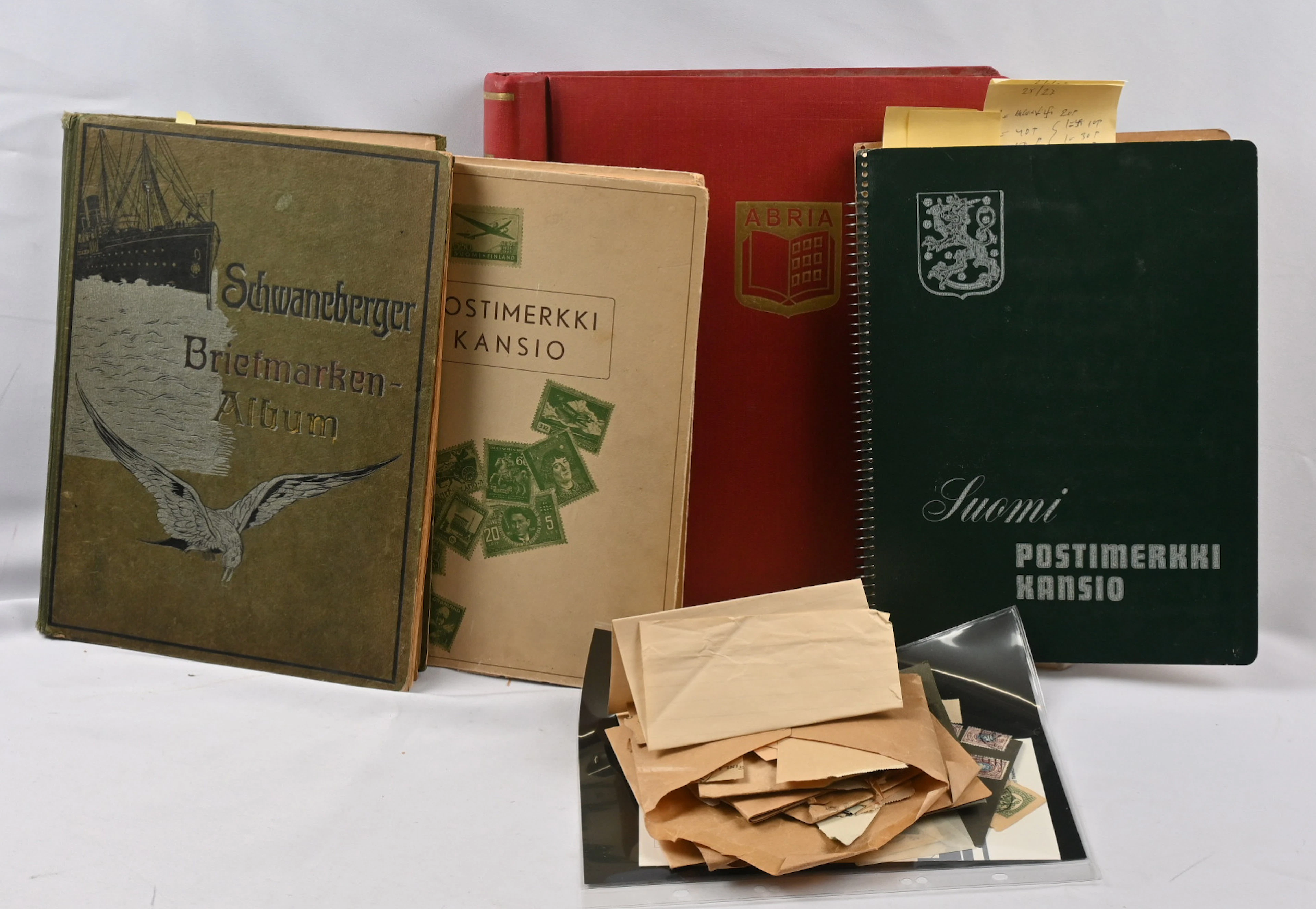 Worldwide selection in four albums, approximately 3 KG and a little