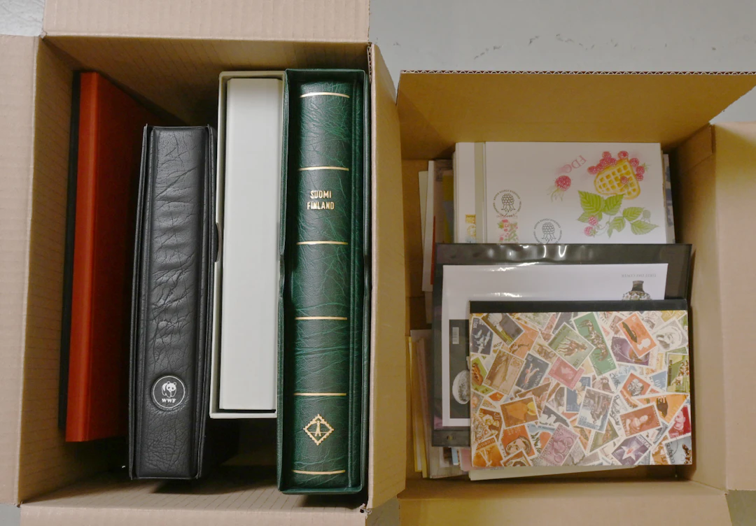 1963 - 1988 basic collection of used and MNH ** material in Leuchtturm