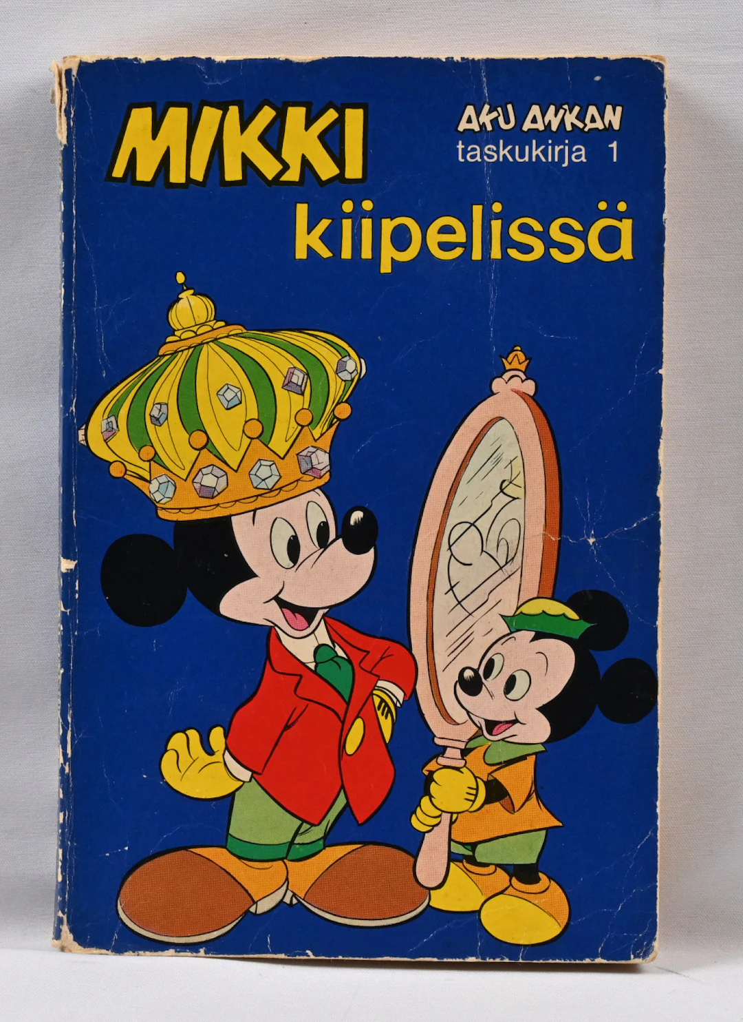 "Aku Ankka" (Finnish Donald Duck) pocket book 1 ("Mikki kiipelissä").