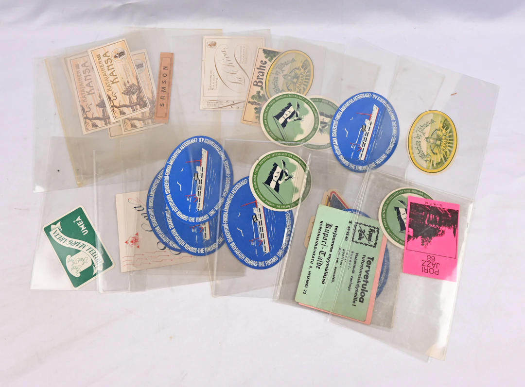 Collectible cards, beverage, tobacco and other labels, luggage tags