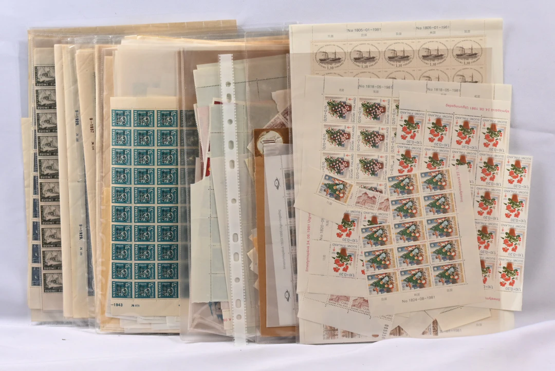 Small selection of sheets and sheet parts starting from issue 1917