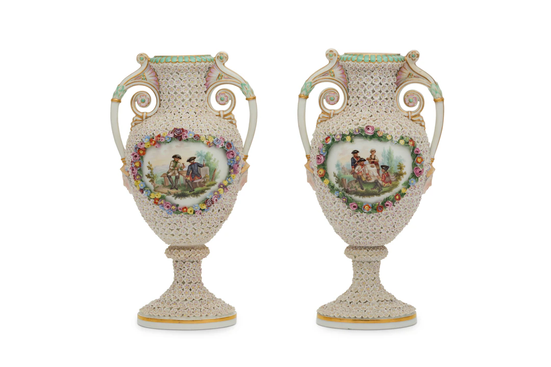 A Pair of Meissen Porcelain 'Schneeballen' Vases