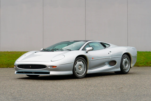 1993 Jaguar Xj220