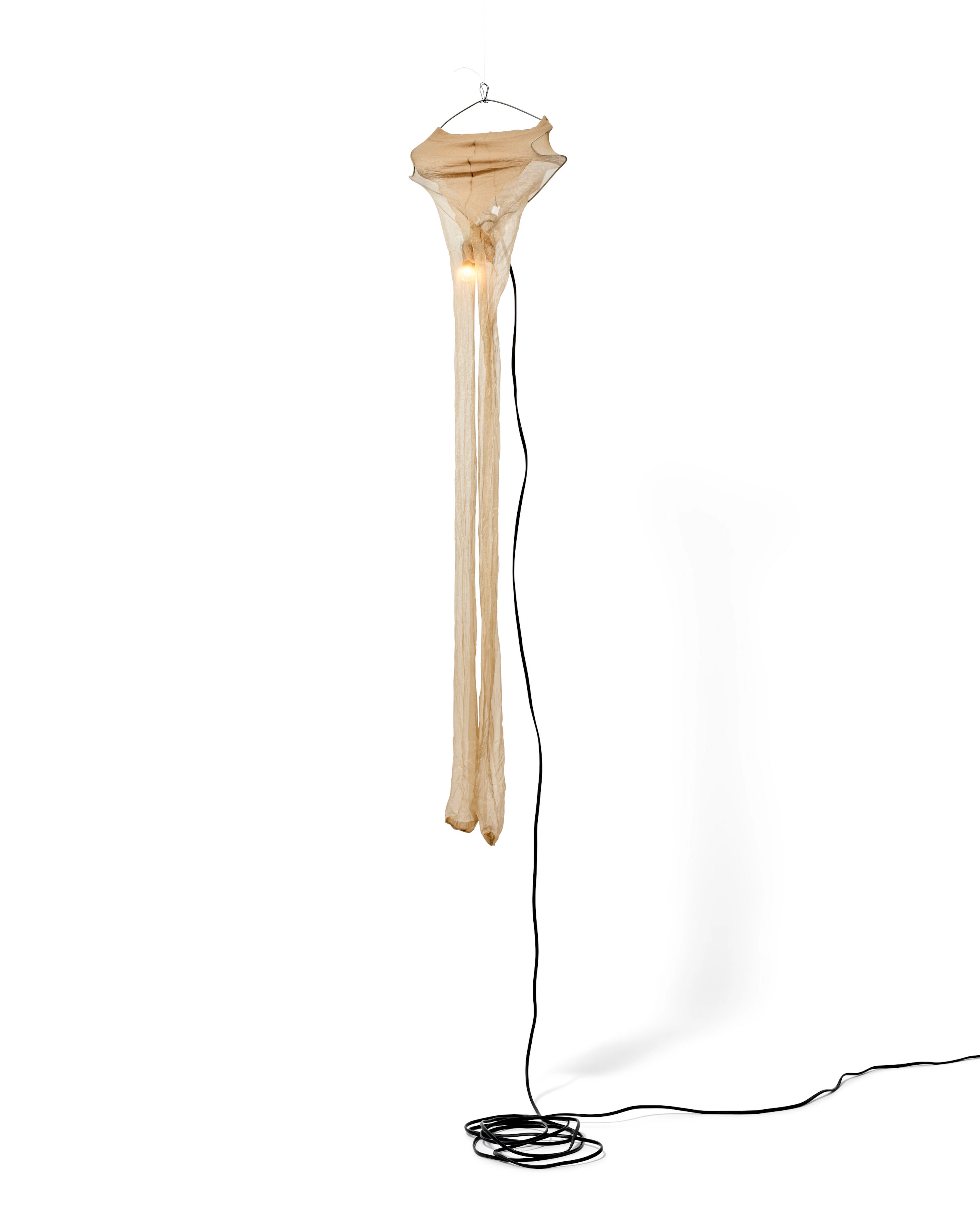 SARAH LUCAS (B. 1962)
