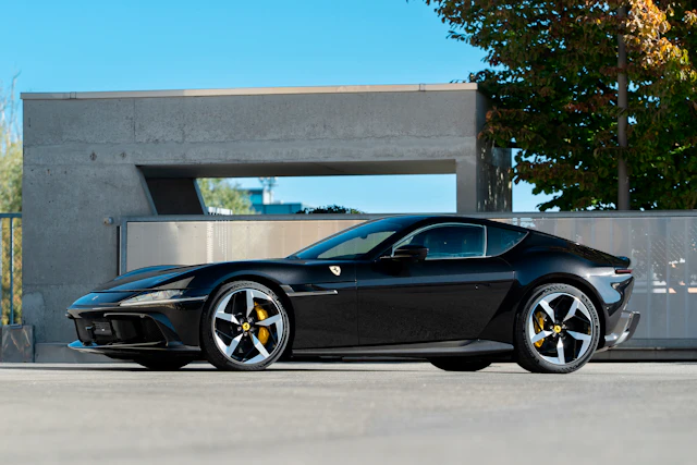2025 Ferrari 12Cilindri