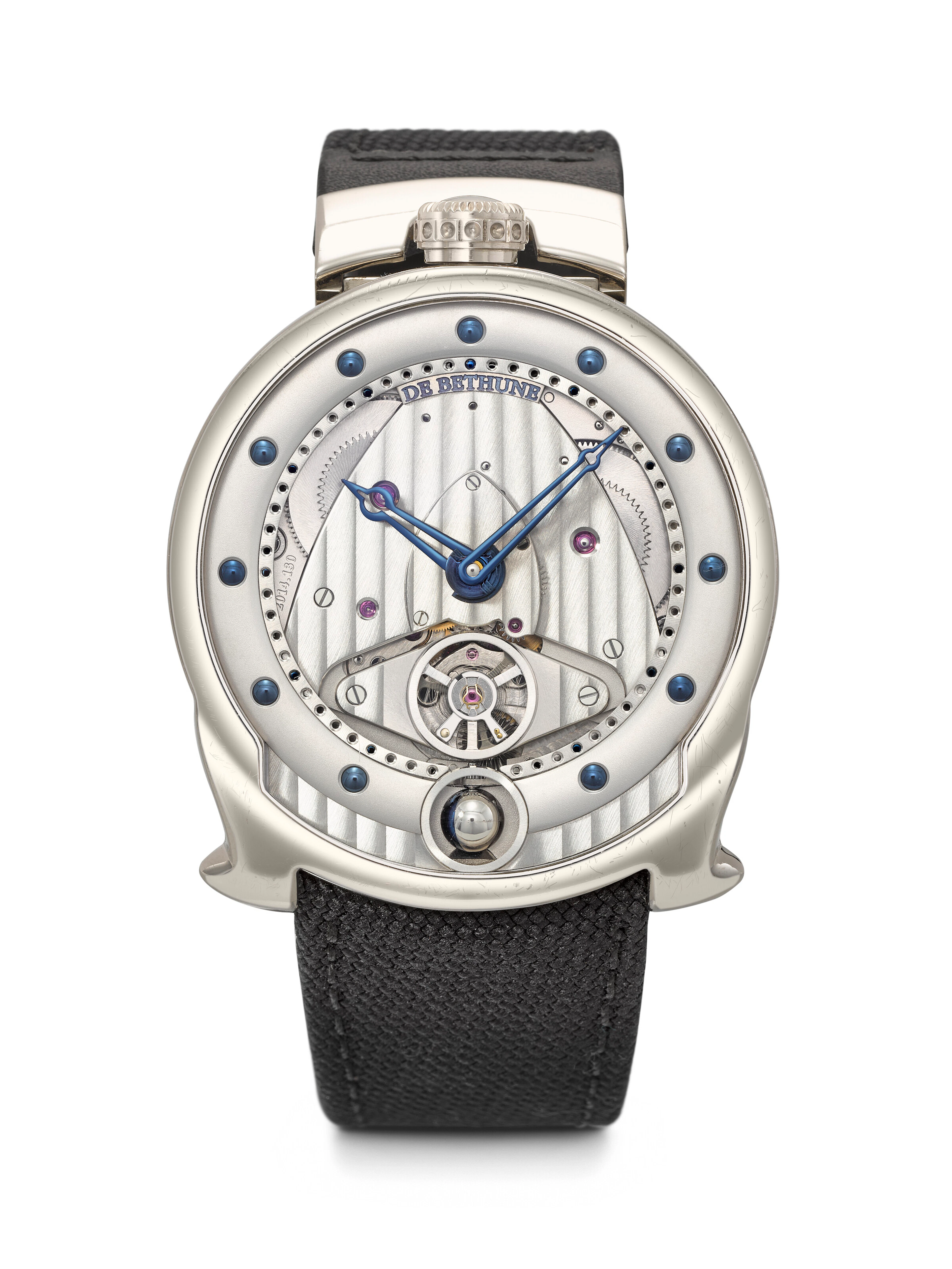 DE BETHUNE. AN AVANT-GARDE AND UNUSUAL 18K WHITE GOLD SEMI-SKELETONIZED