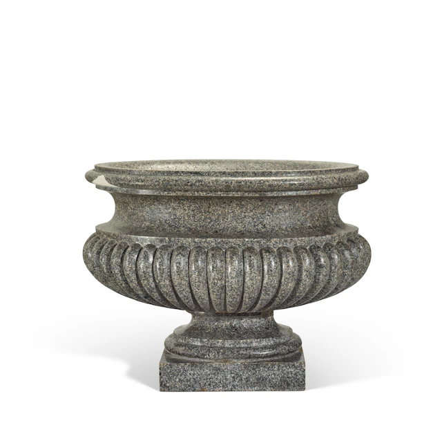 Vase De Style Louis Xiv