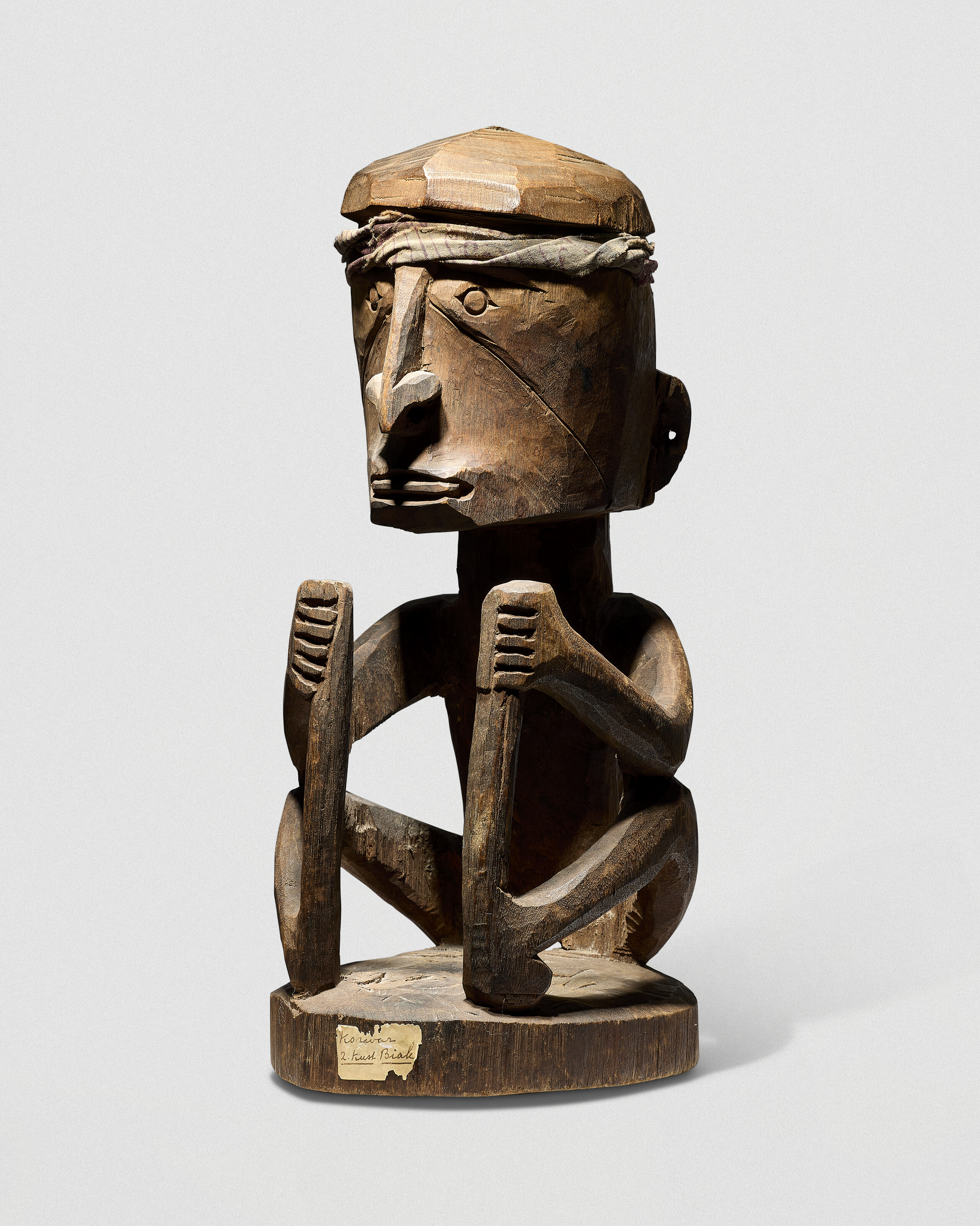Statue Korwar