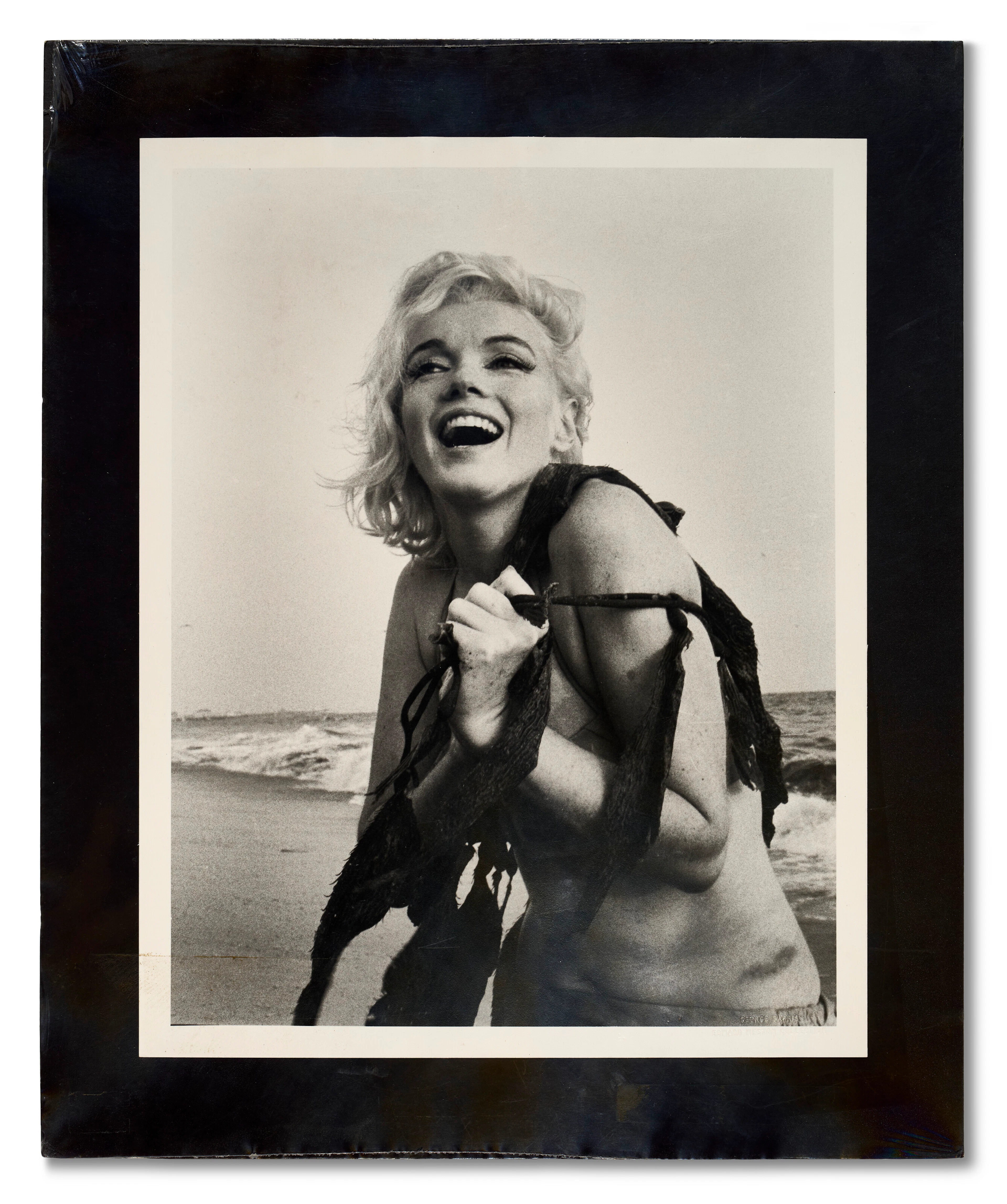 MARILYN MONROE ON SANTA MONICA BEACH