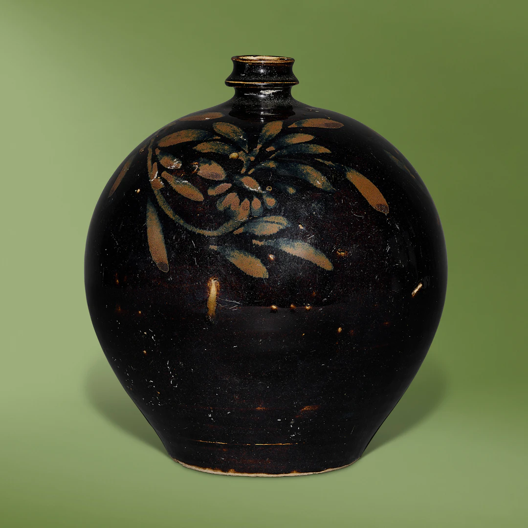 A Cizhou-Type Russet-Painted Black-Glazed Vase, Tuluping