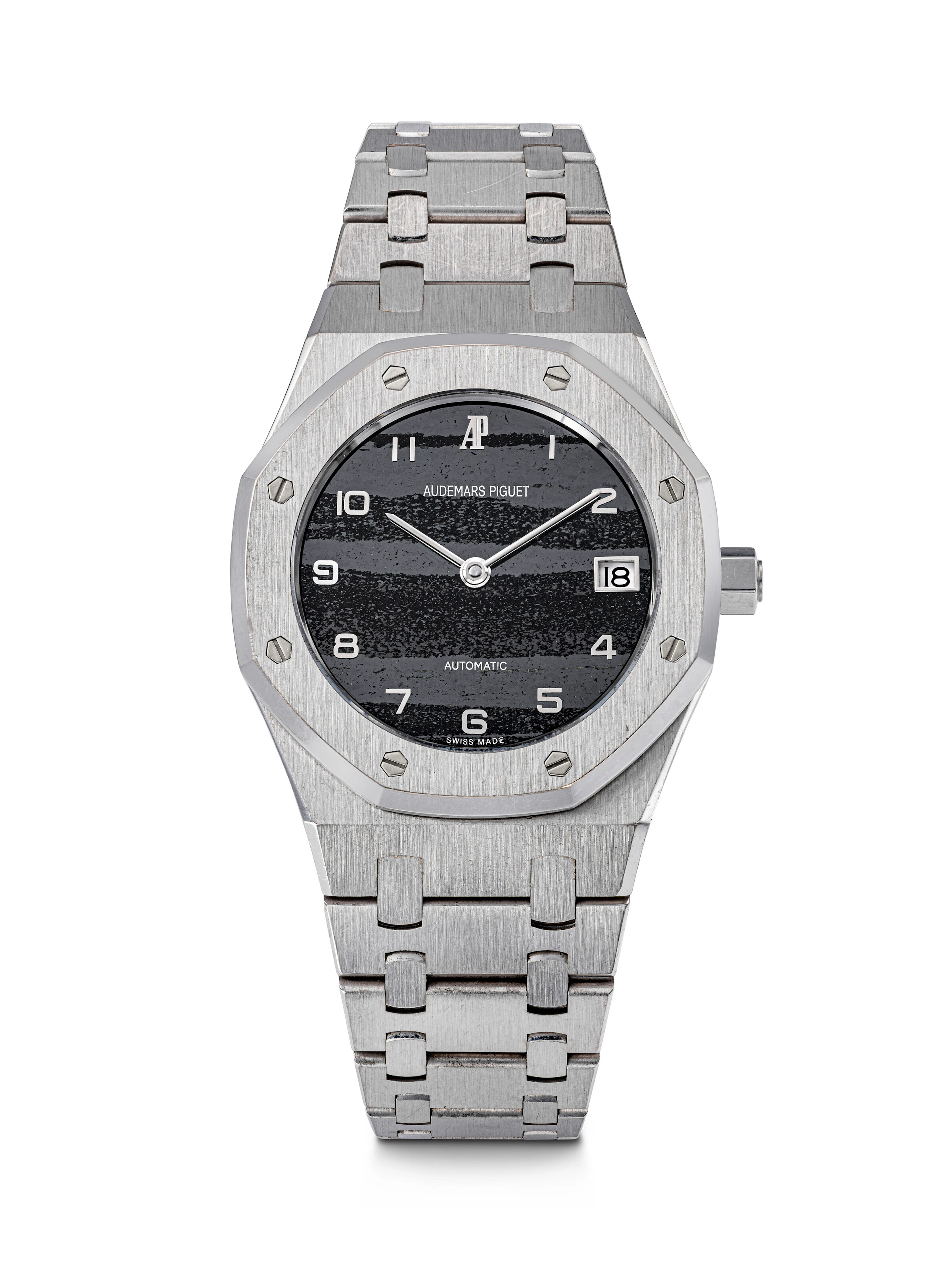 AUDEMARS PIGUET. A VERY RARE AND ATTRACTIVE 18K WHITE GOLD AUTOMATIC