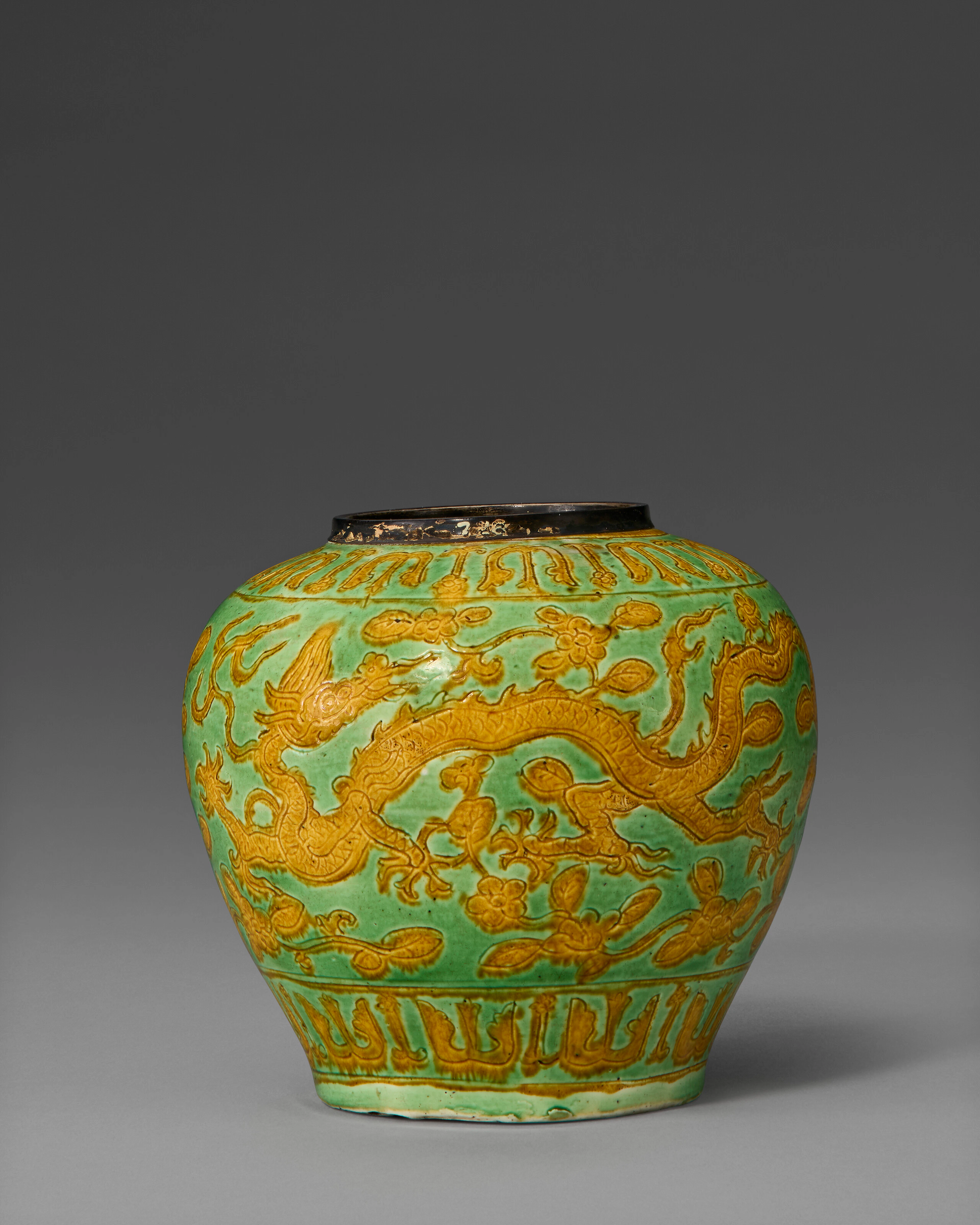 A Rare Incised Yellow and Green-Glazed 'Dragon and Phoenix' Jar