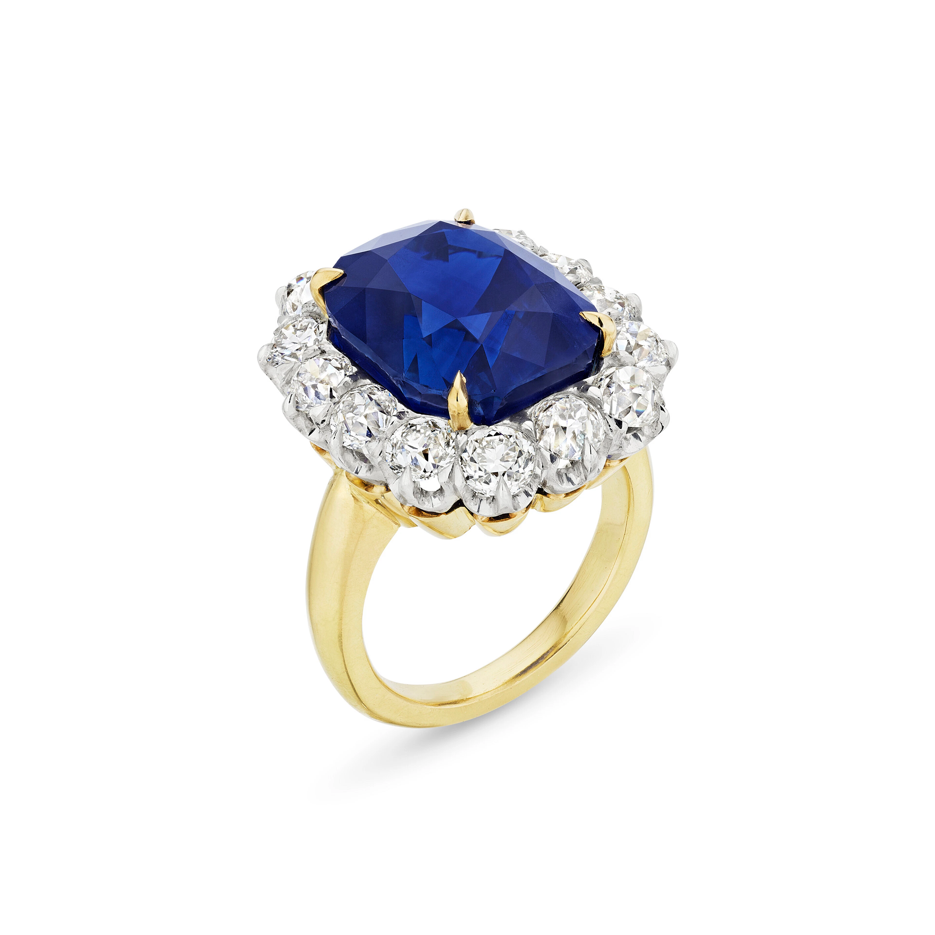 AN IMPRESSIVE SAPPHIRE AND DIAMOND RING