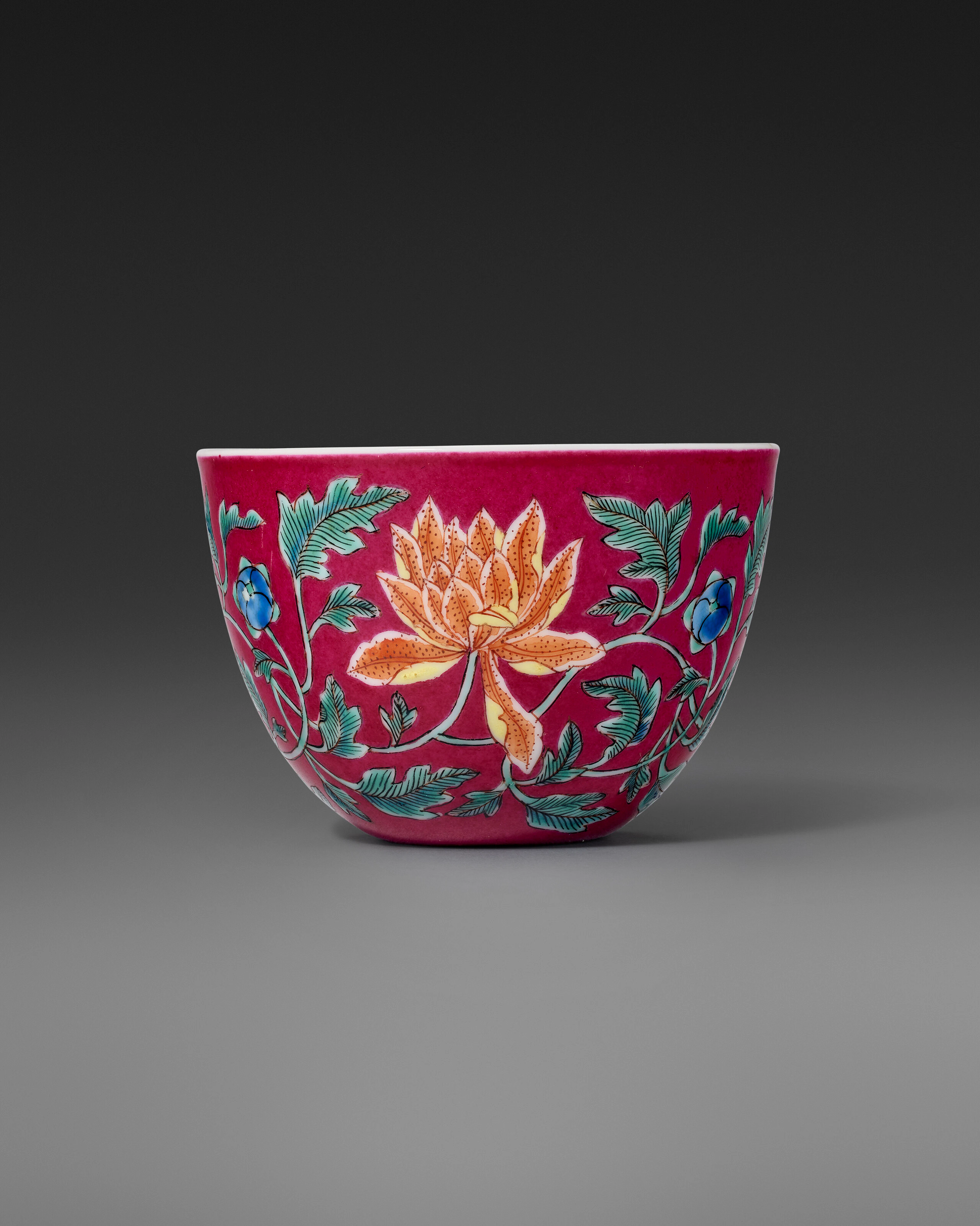 AN EXCEPTIONALLY RARE IMPERIAL RUBY RED-GROUND FALANGCAI ‘INDIAN LOTUS’