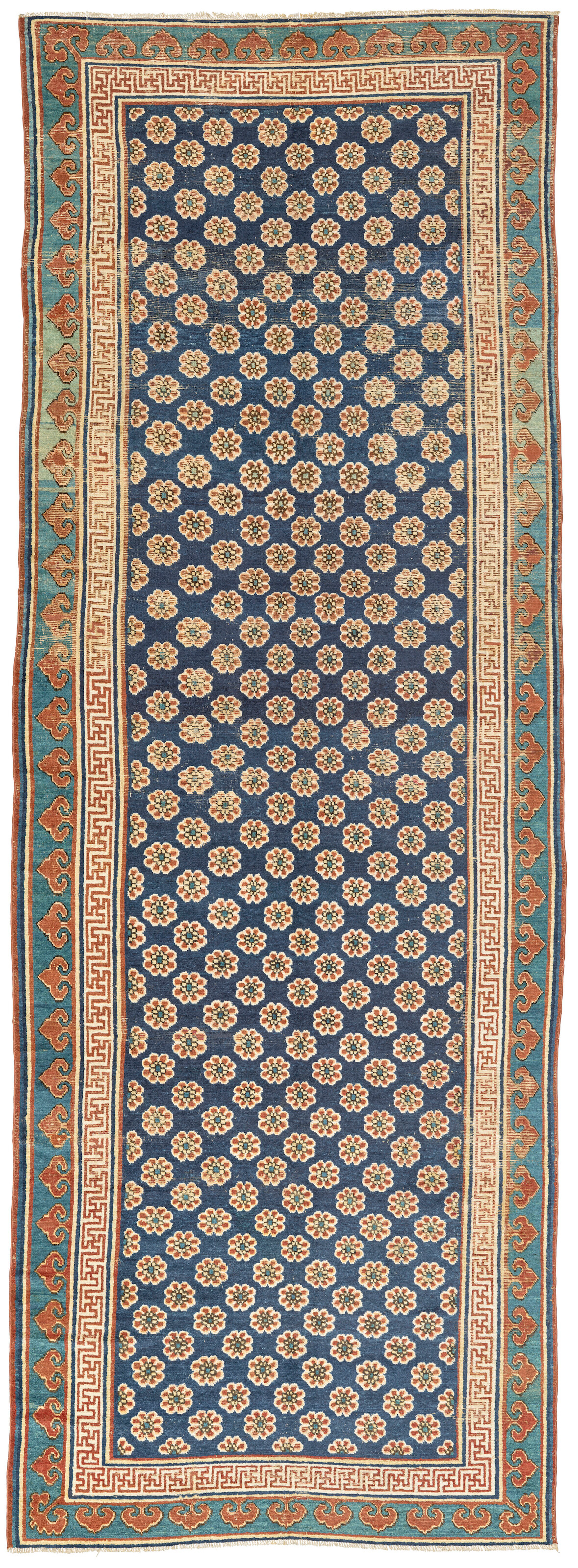 A Kansu Gallery Carpet