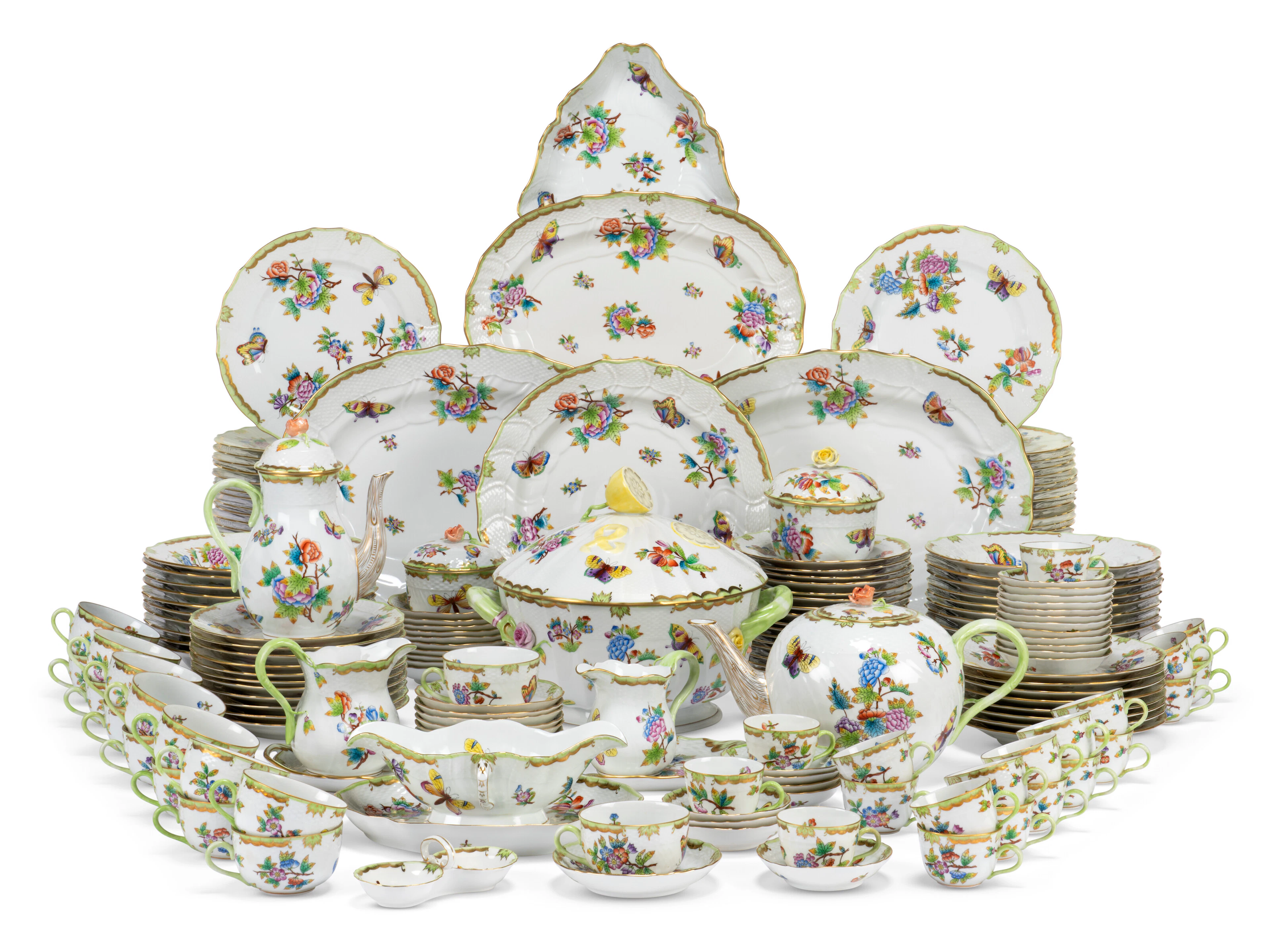 A Herend Porcelain Queen Victoria Pattern Part Table-Service