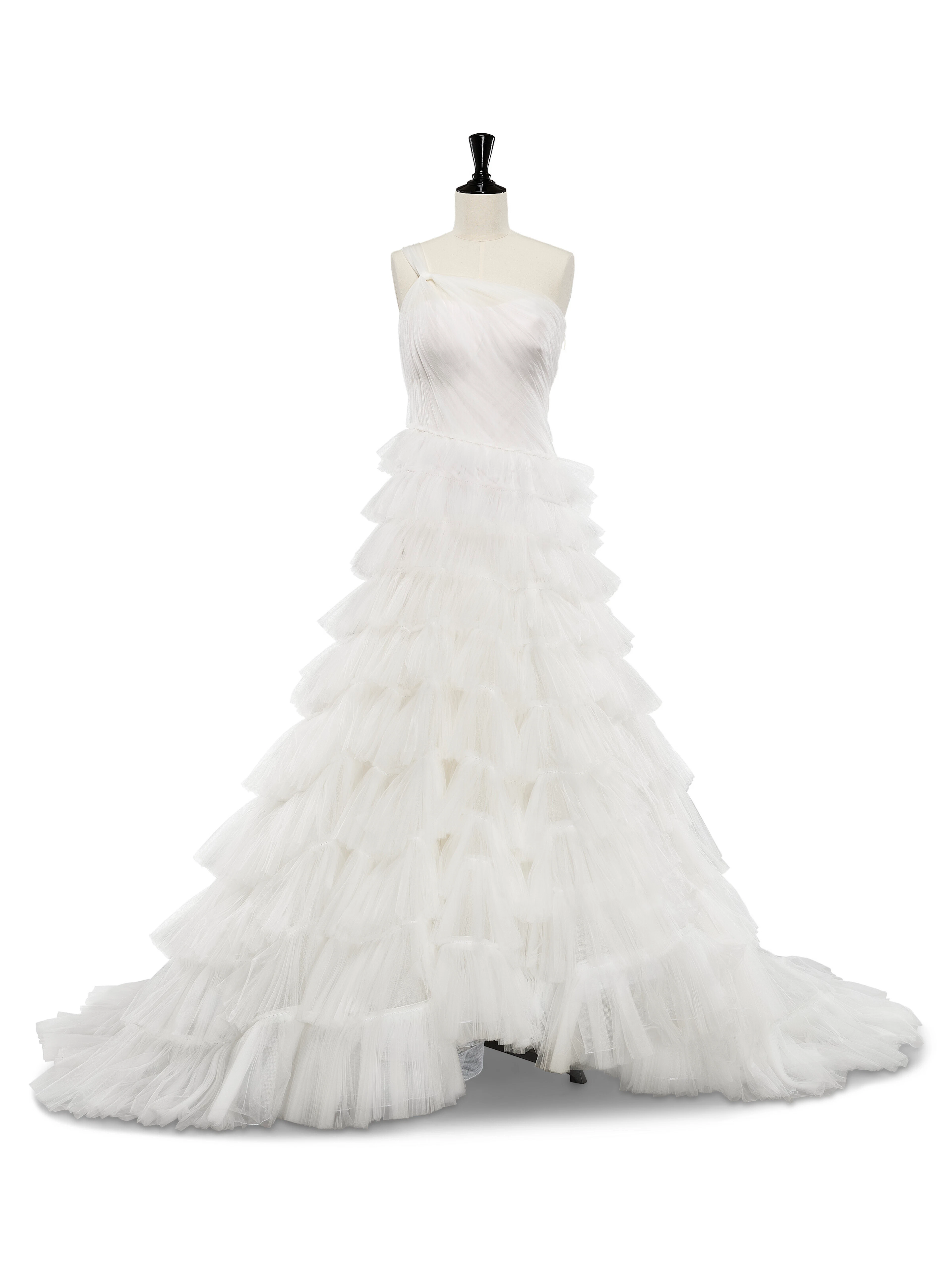 AN INCREDIBLE HAUTE COUTURE WHITE TULLE TIERED WEDDING GOWN WITH ROYAL VEIL