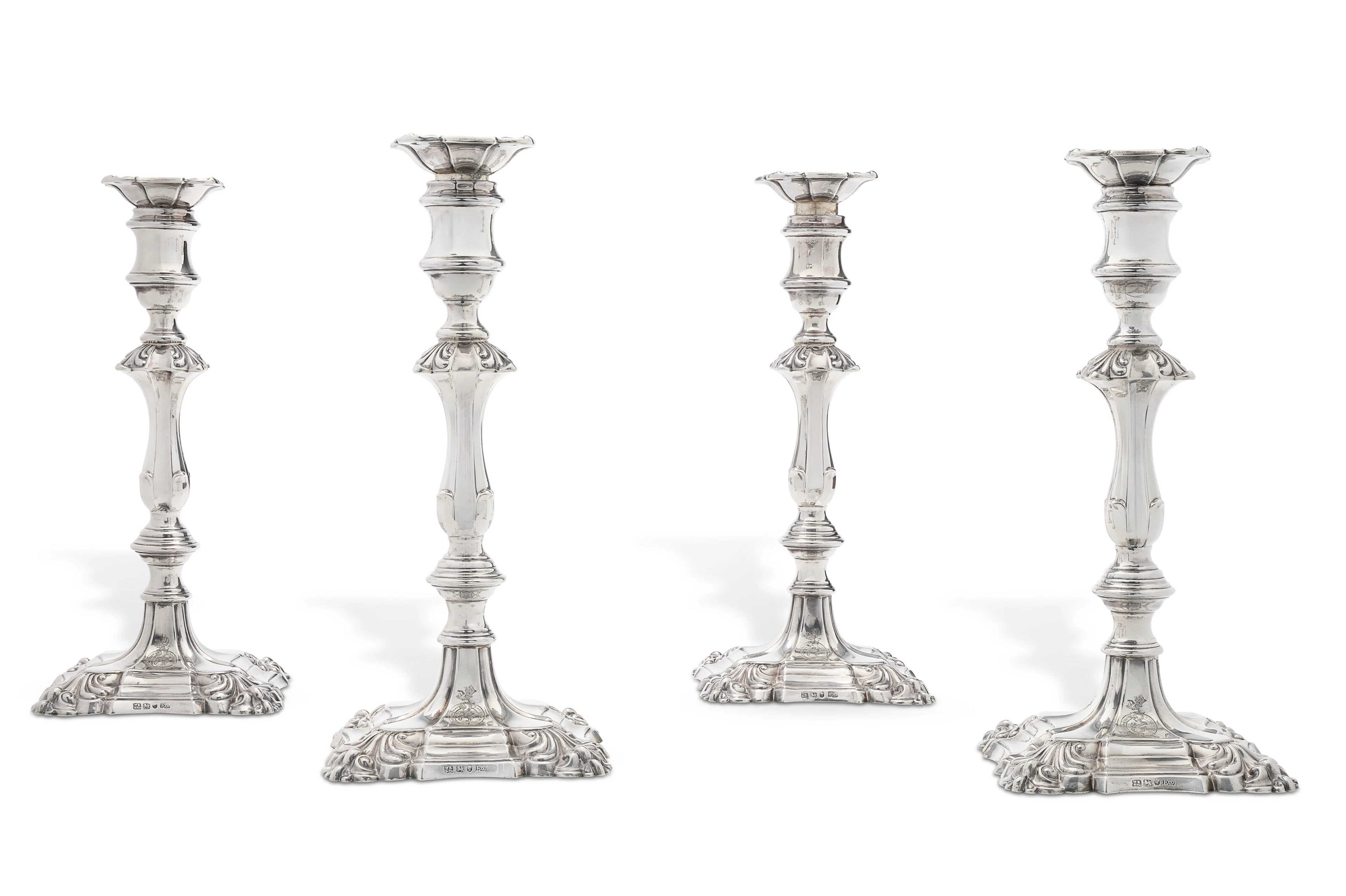 Quatre Flambeaux En Argent D'époque Victorienne
