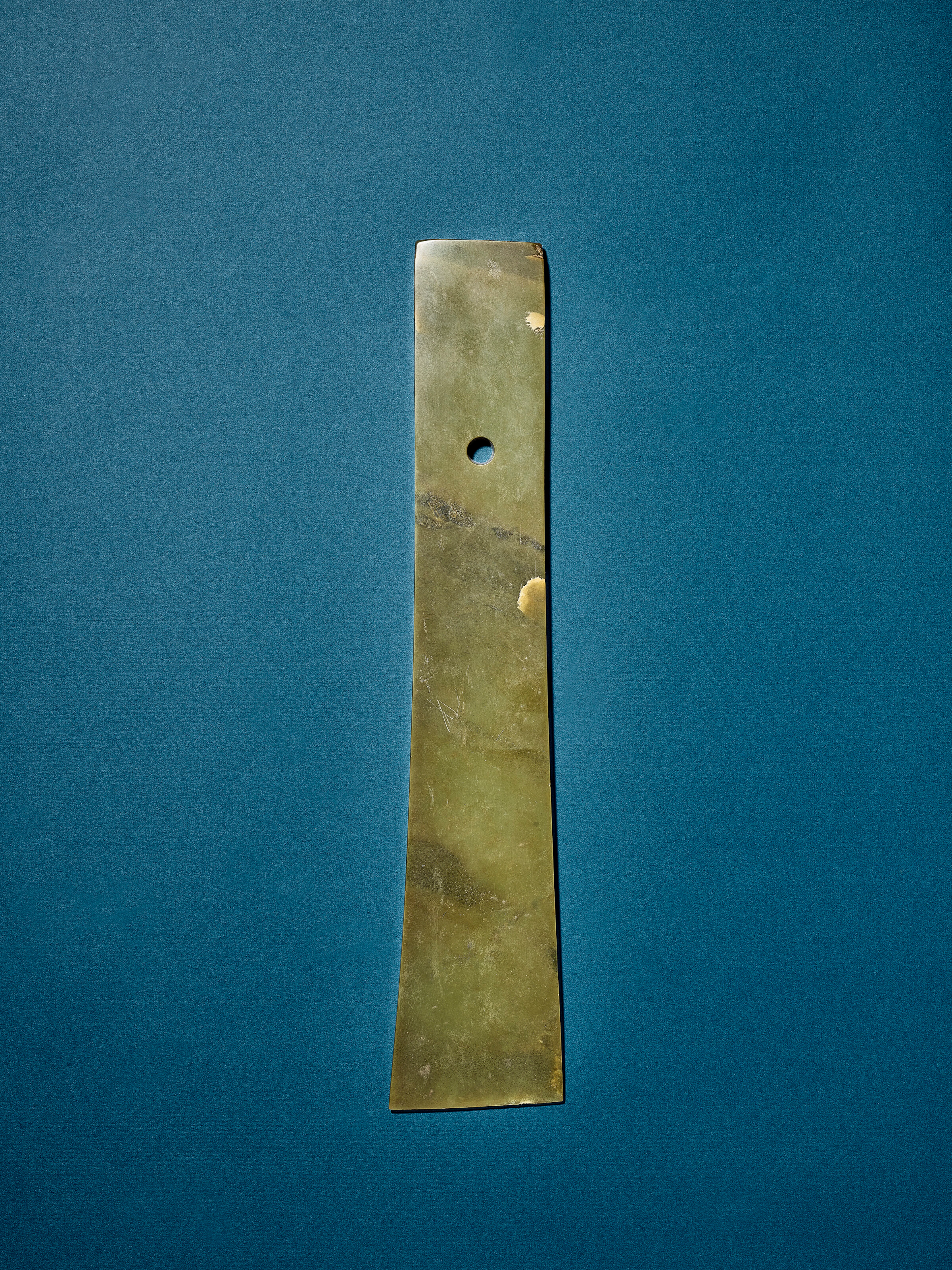 A Jade Ceremonial Blade, Gui