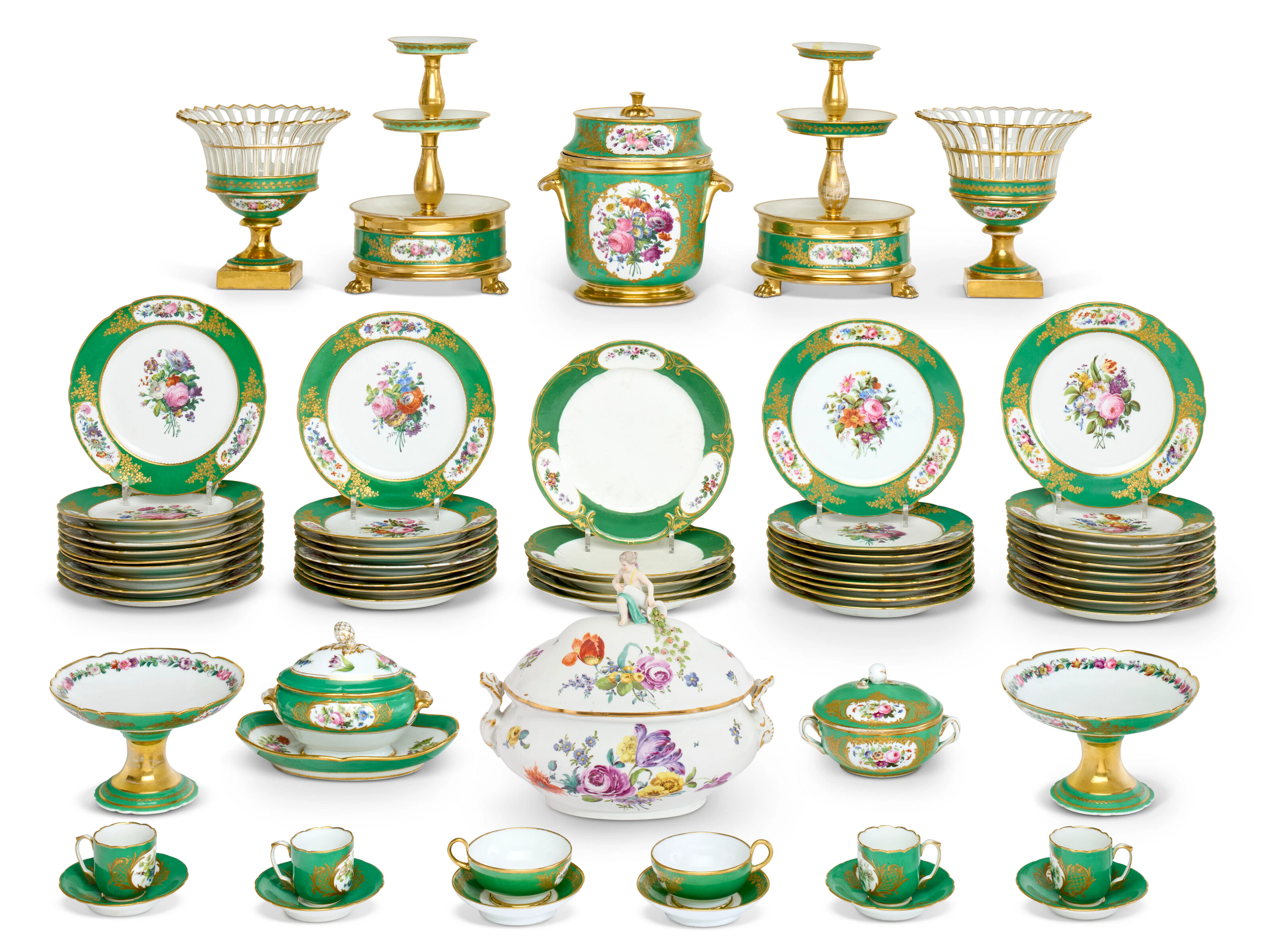 Partie De Service Composite En Porcelaine D'époque...