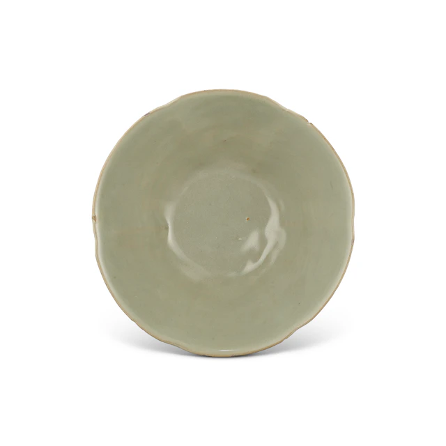 A Yaozhou Celadon Floral-Form Washer