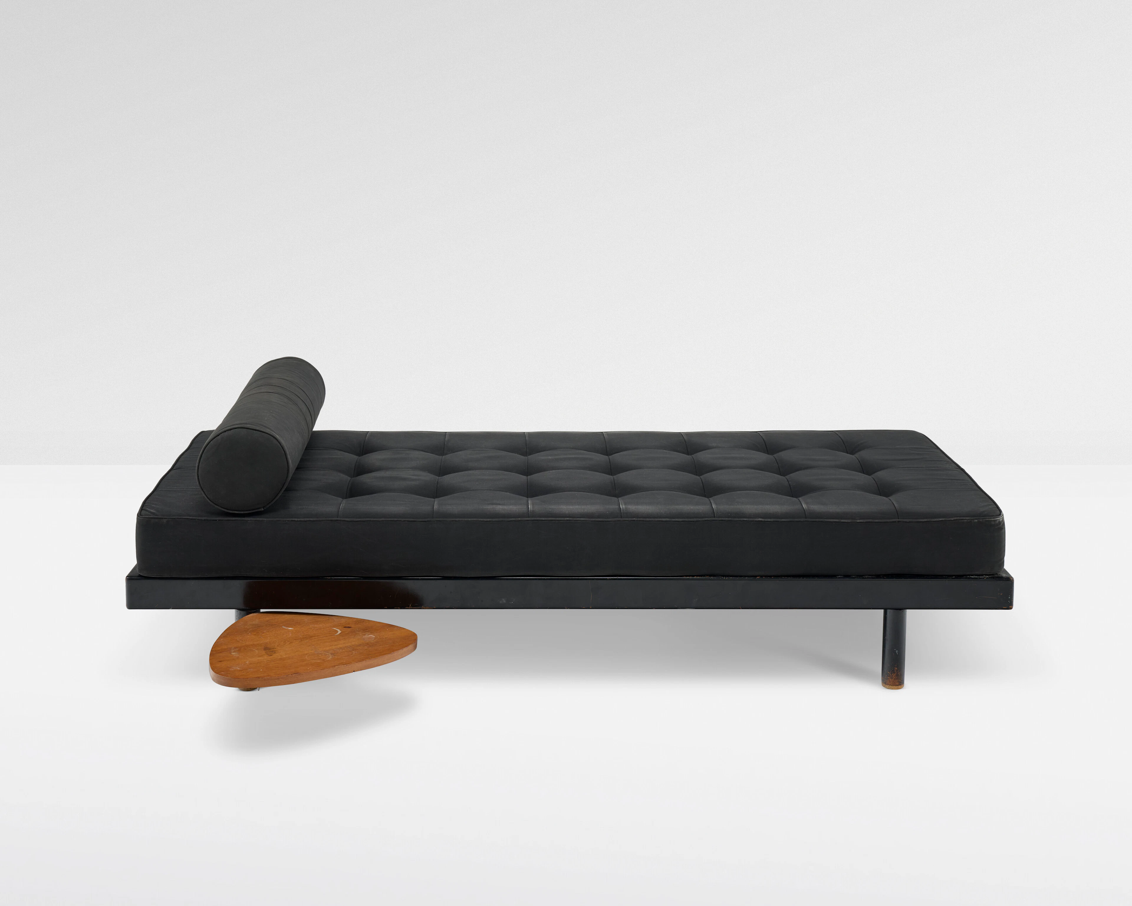 JEAN PROUVÉ (1901-1984) ET CHARLOTTE PERRIAND (1903-1999)