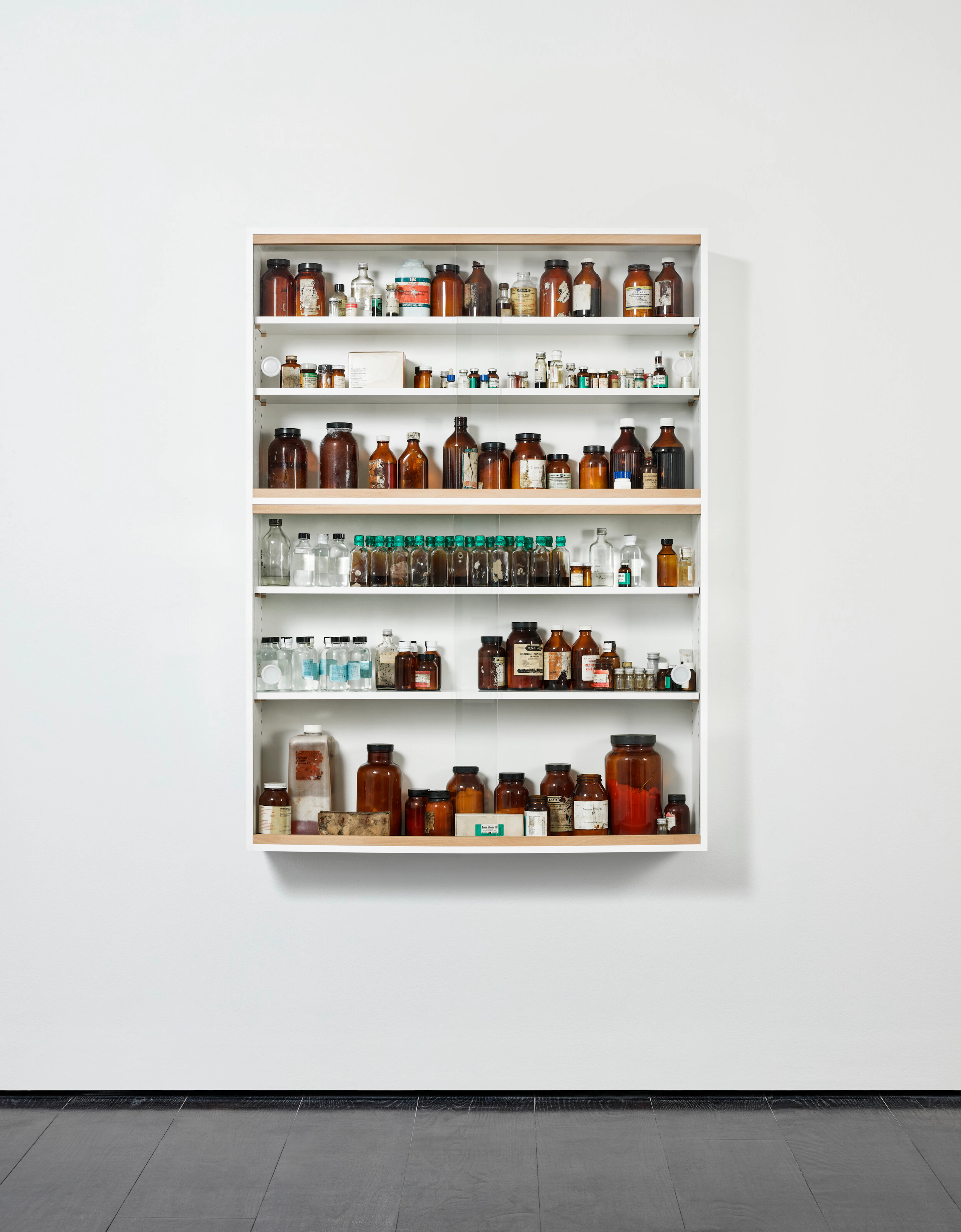 DAMIEN HIRST (B. 1965)