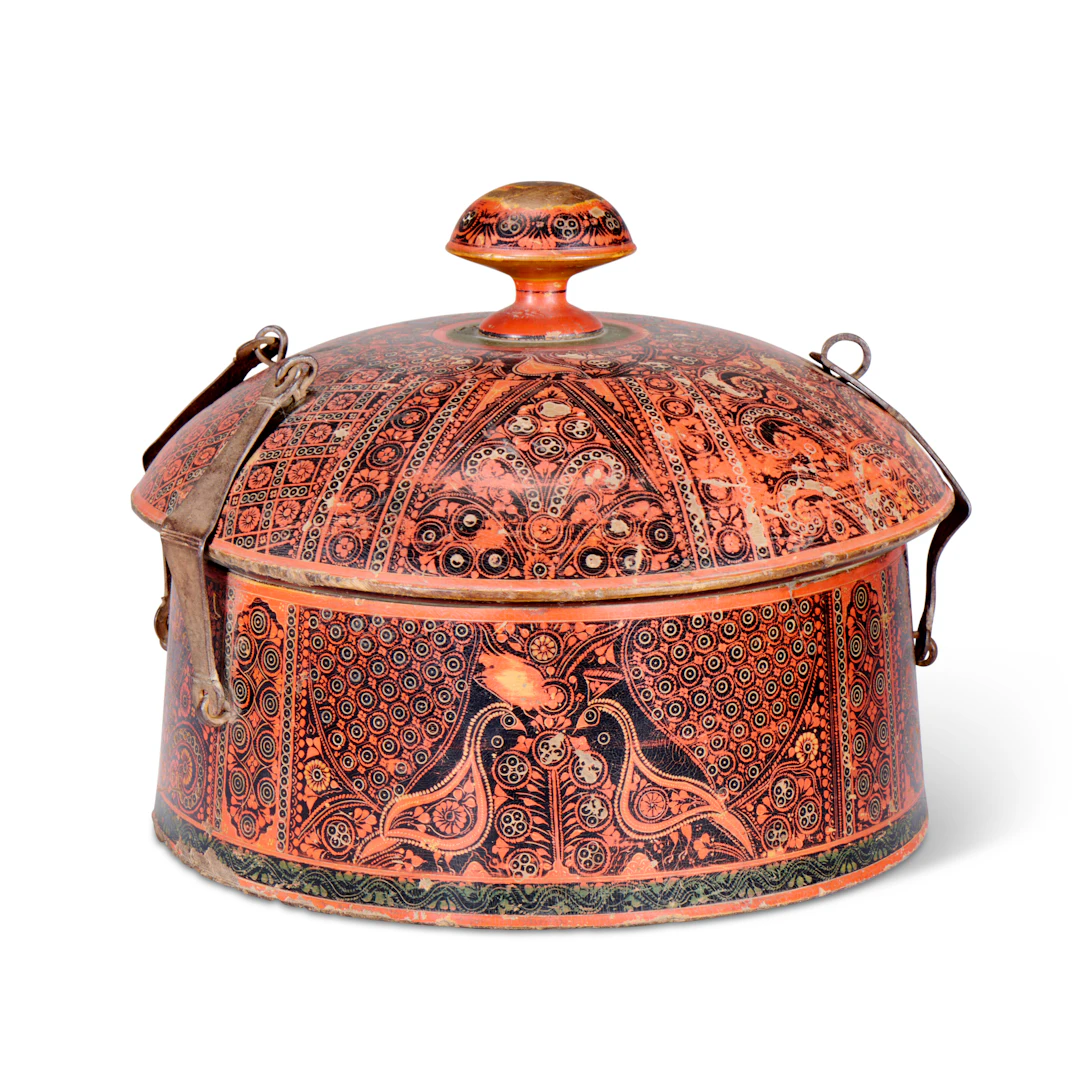 A Lacquered Wooden Turban Box