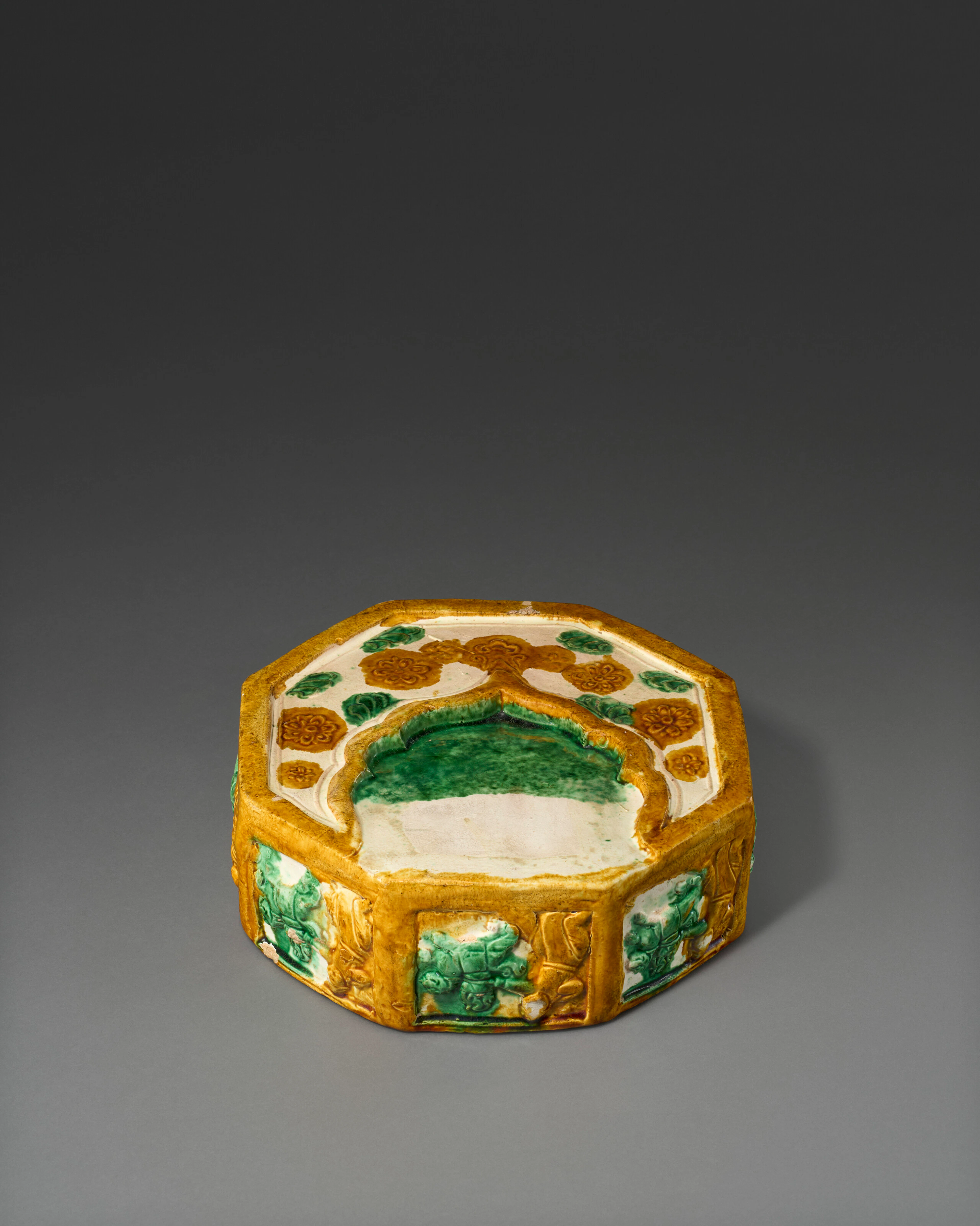 An Octagonal Sancai -Glazed Pottery Model of an Inkstone