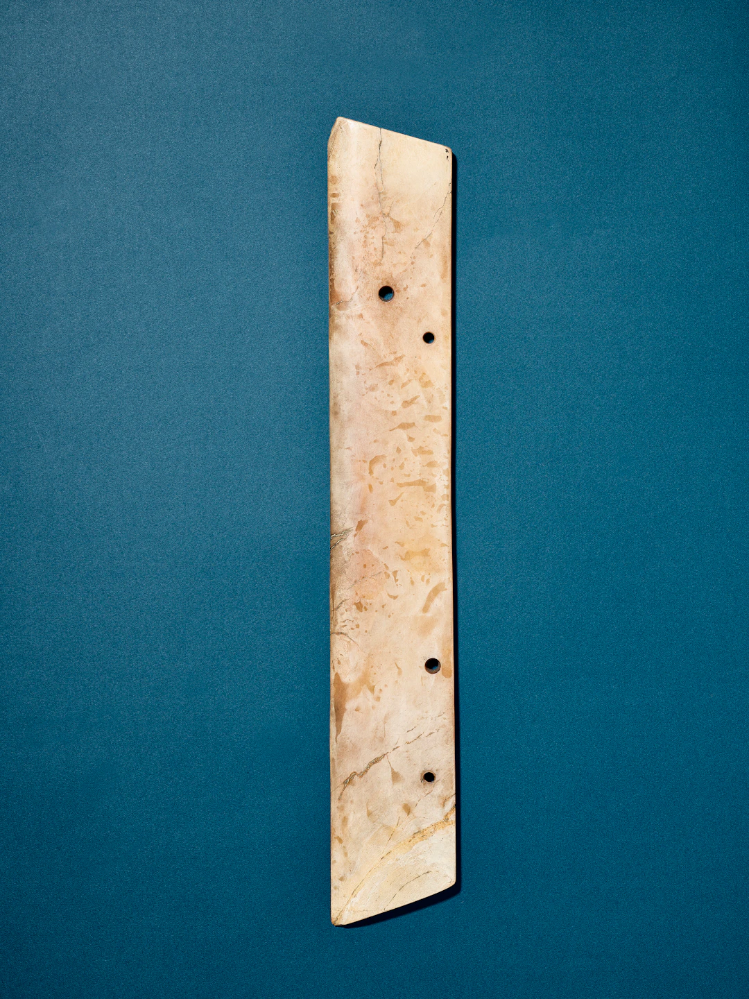 A Jade Ceremonial Blade, Hu