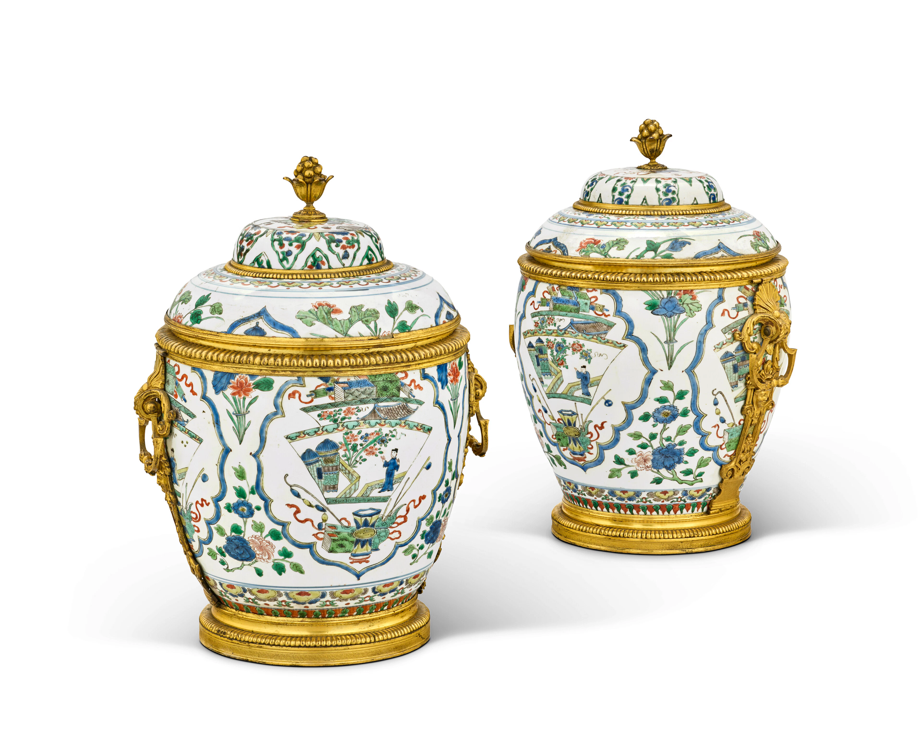 Paire De Vases Couverts D'époque Régence