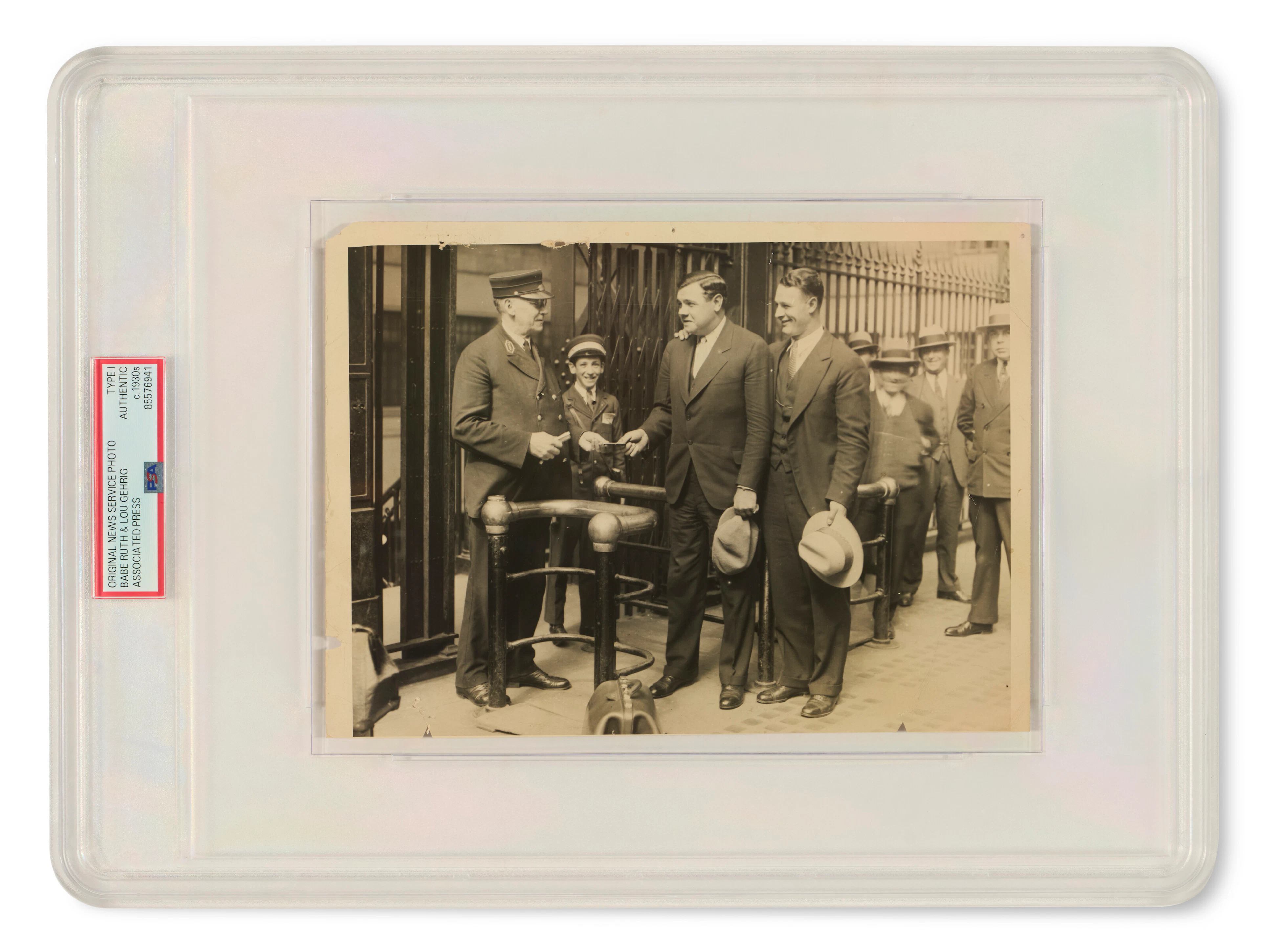 PHOTOGRAPH OF BABE RUTH AND LOU GEHRIG (PSA/DNA "TYPE I")