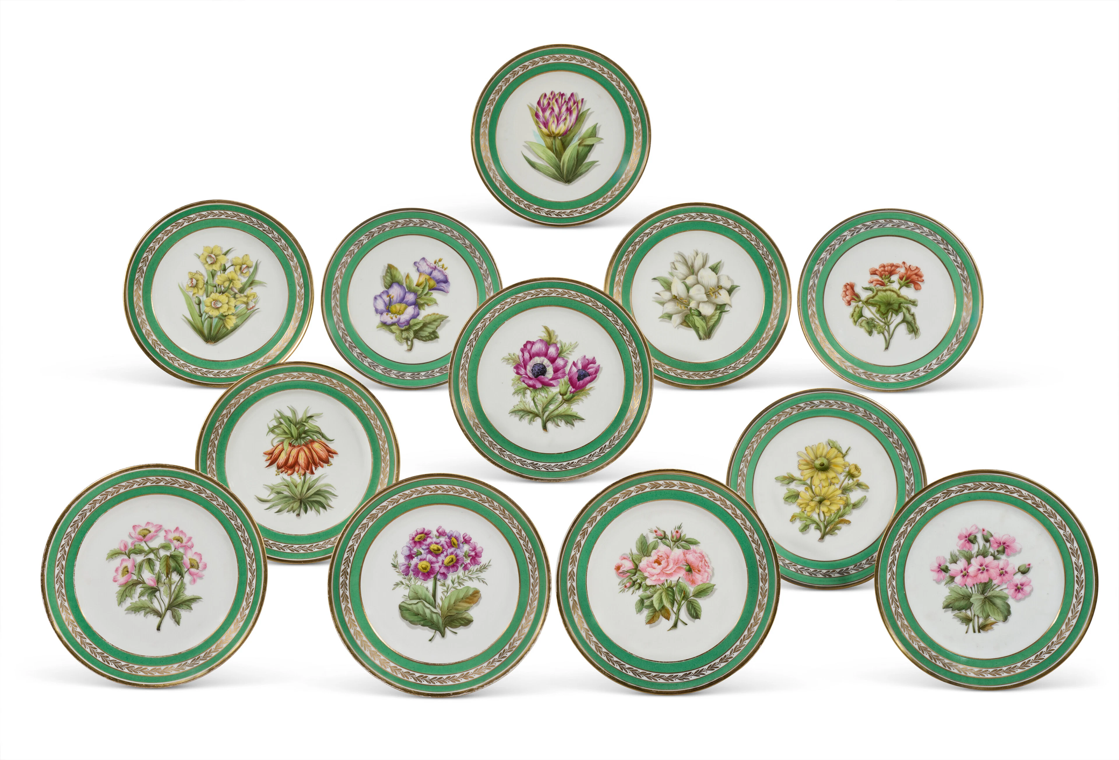 Suite De Douze Assiettes En Porcelaine D'époque Louis Philippe