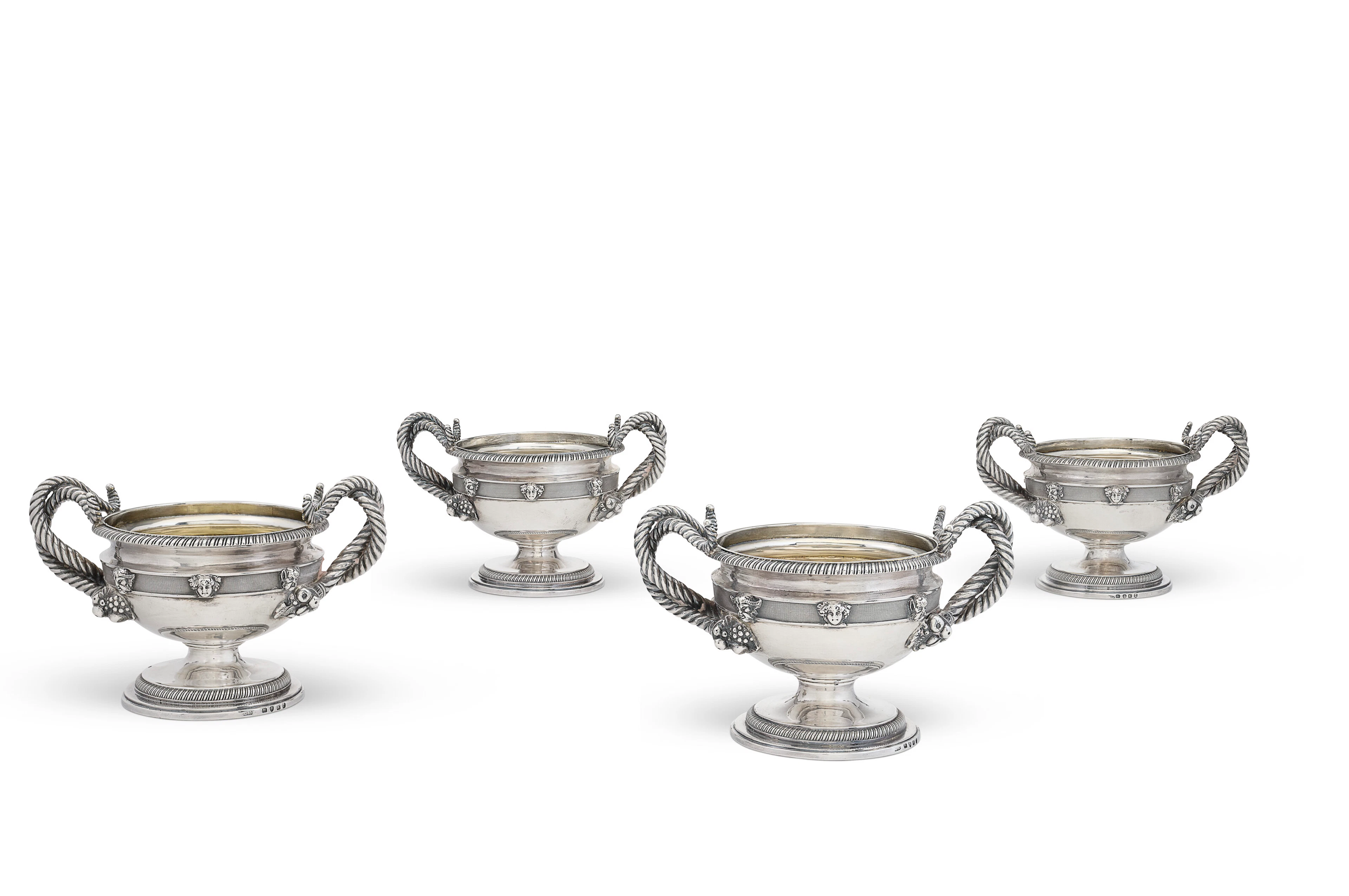 Quatre Salières En Argent D'époque George Iii