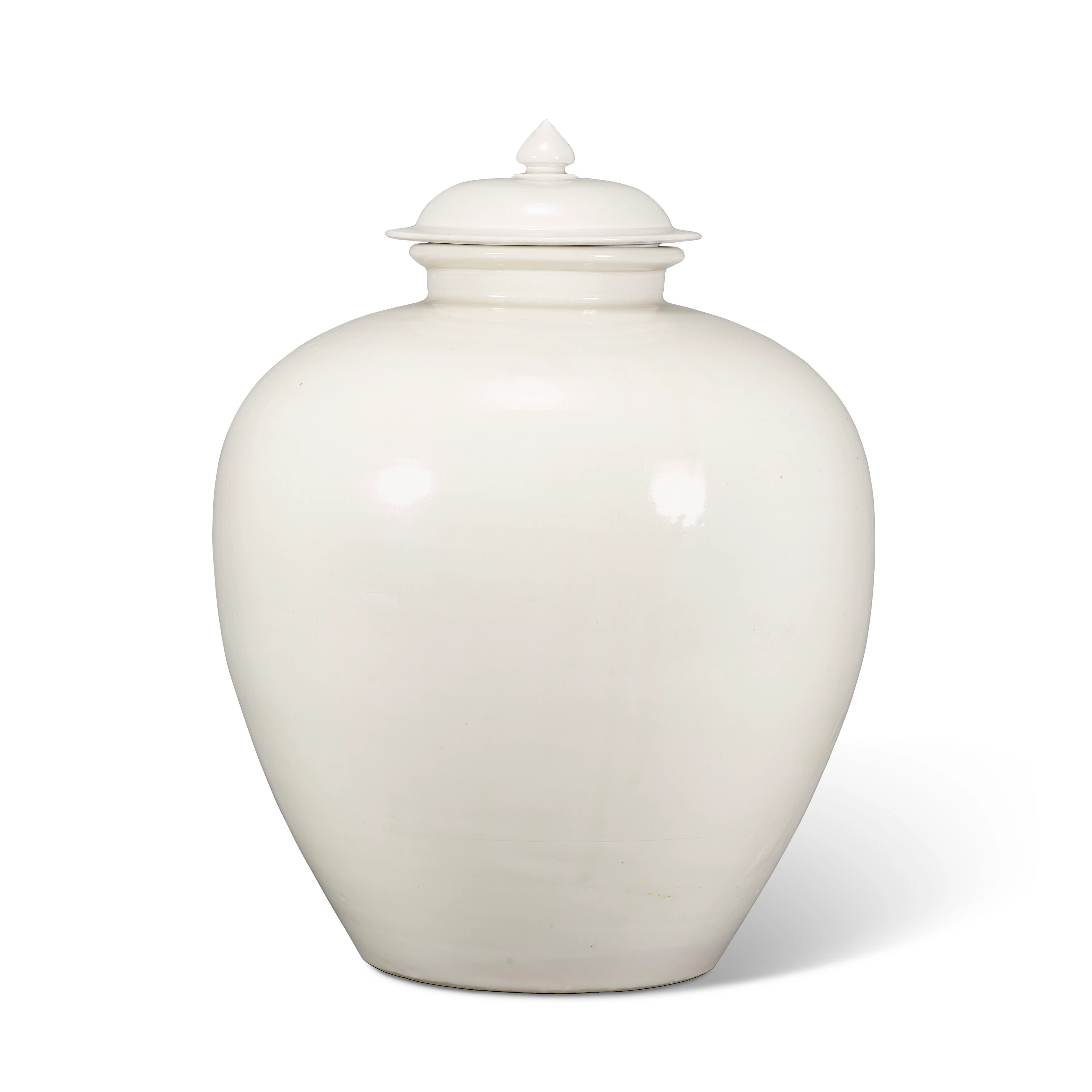 A VERY RARE INSCRIBED XING WHITE-GLAZED ‘ DAYING ’ JAR AND COVER