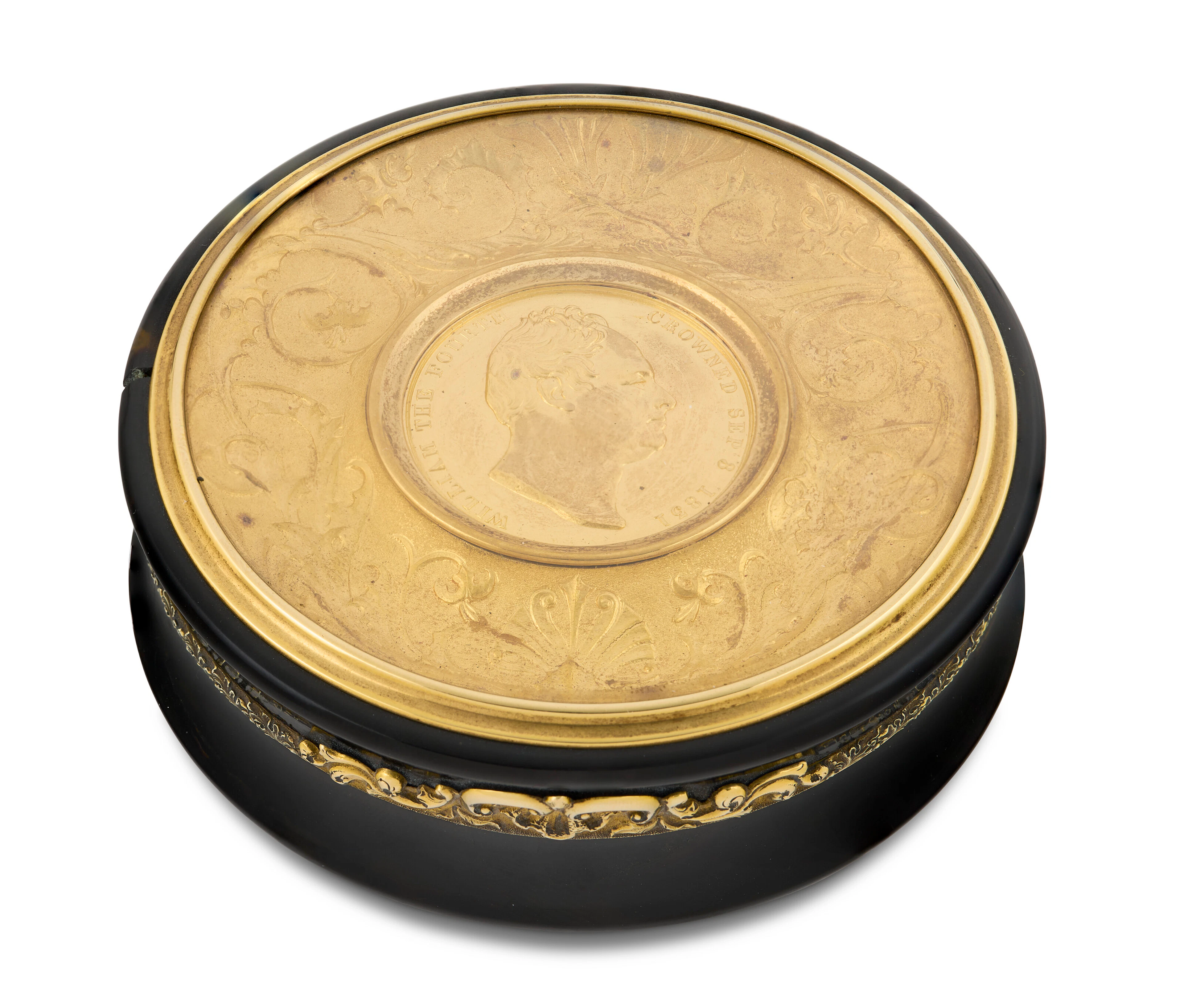 Bonbonnière De Présentation En Écaille Montée En or D'époque William Iv